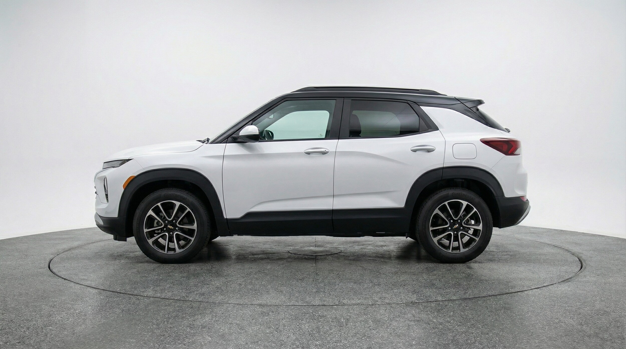 Thumbnail: 2025 Chevrolet TrailBlazer - 4