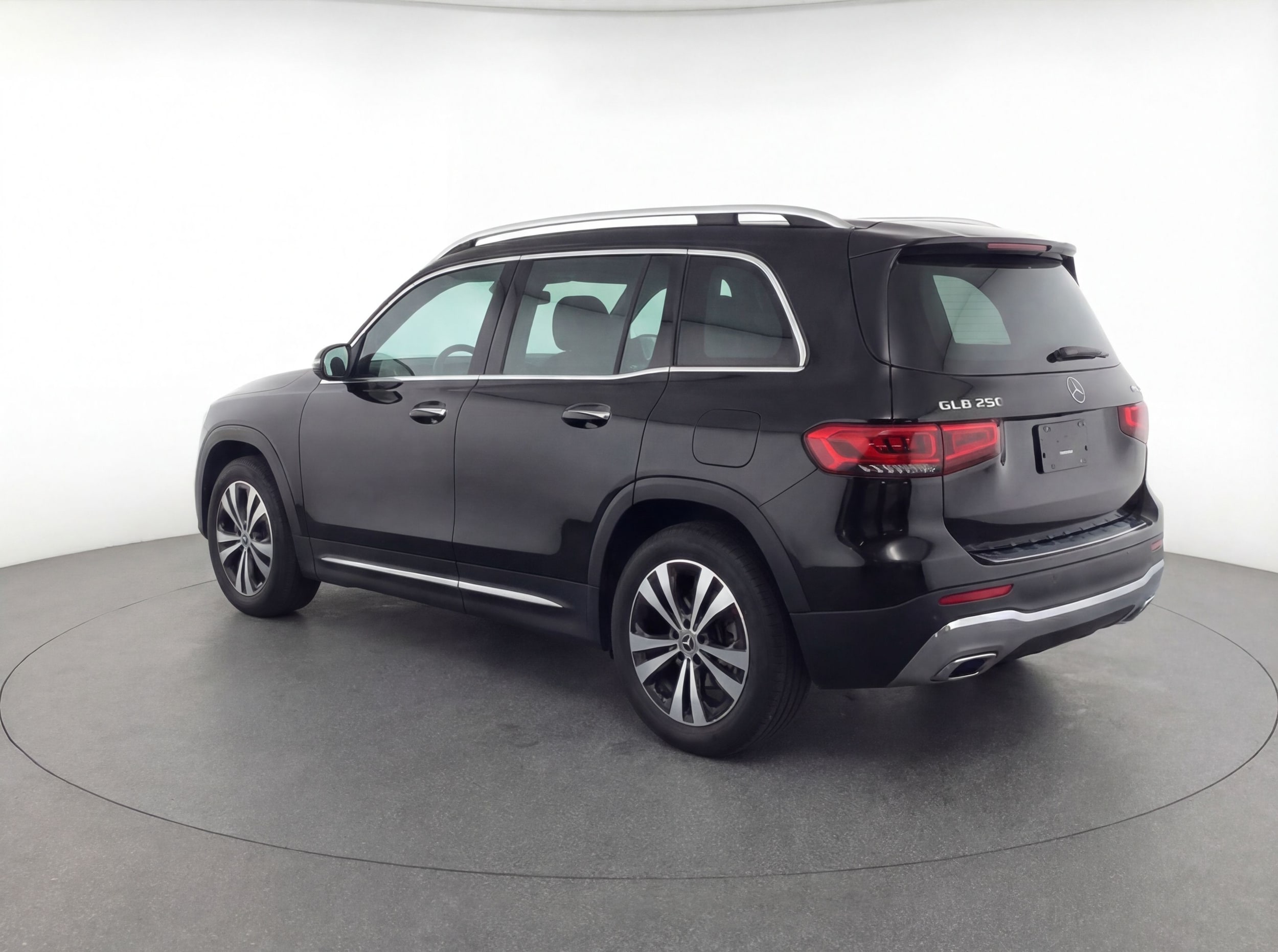 Thumbnail: 2024 Mercedes-Benz GLB - 5