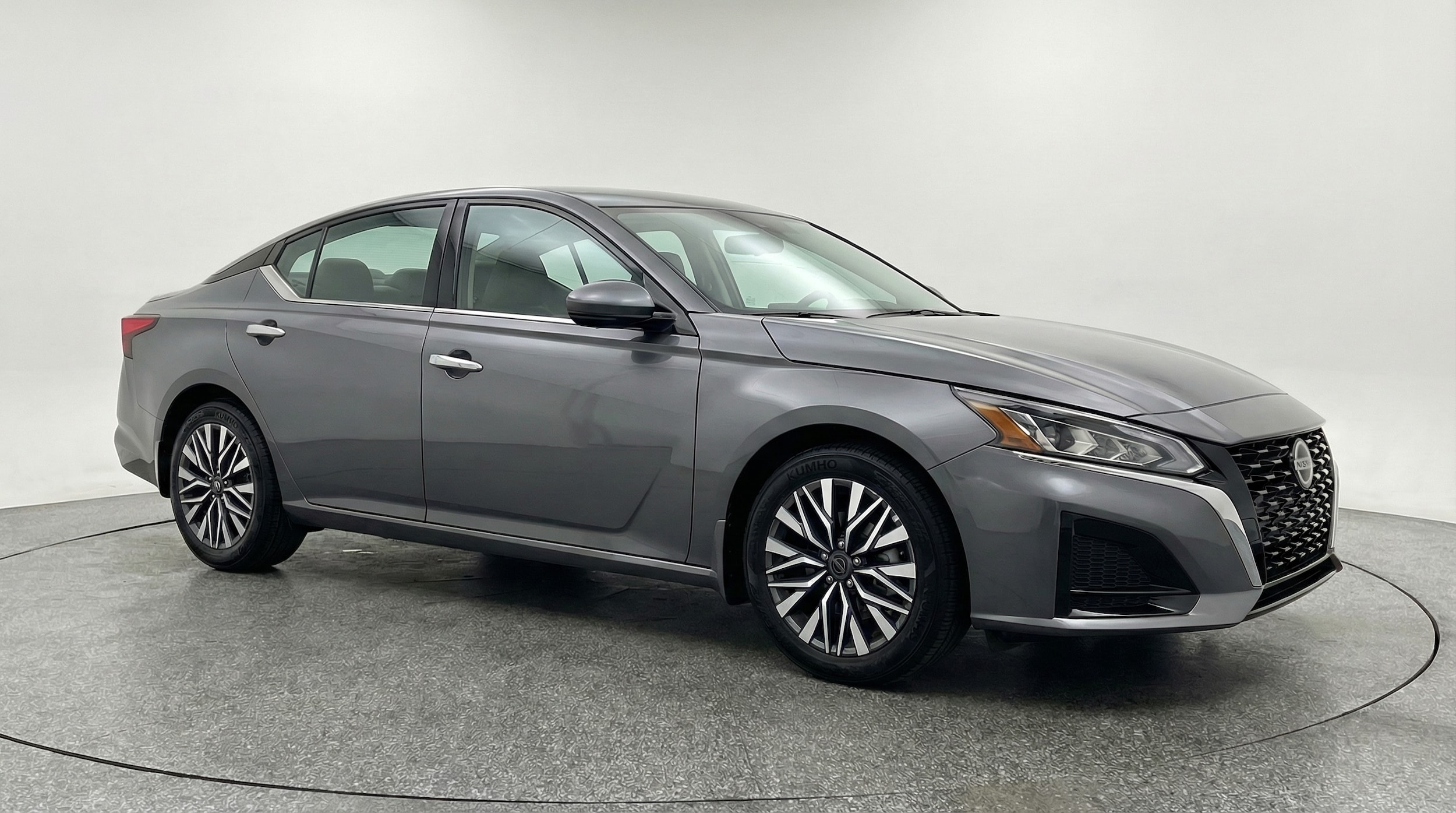 Thumbnail: 2025 Nissan Altima - 1