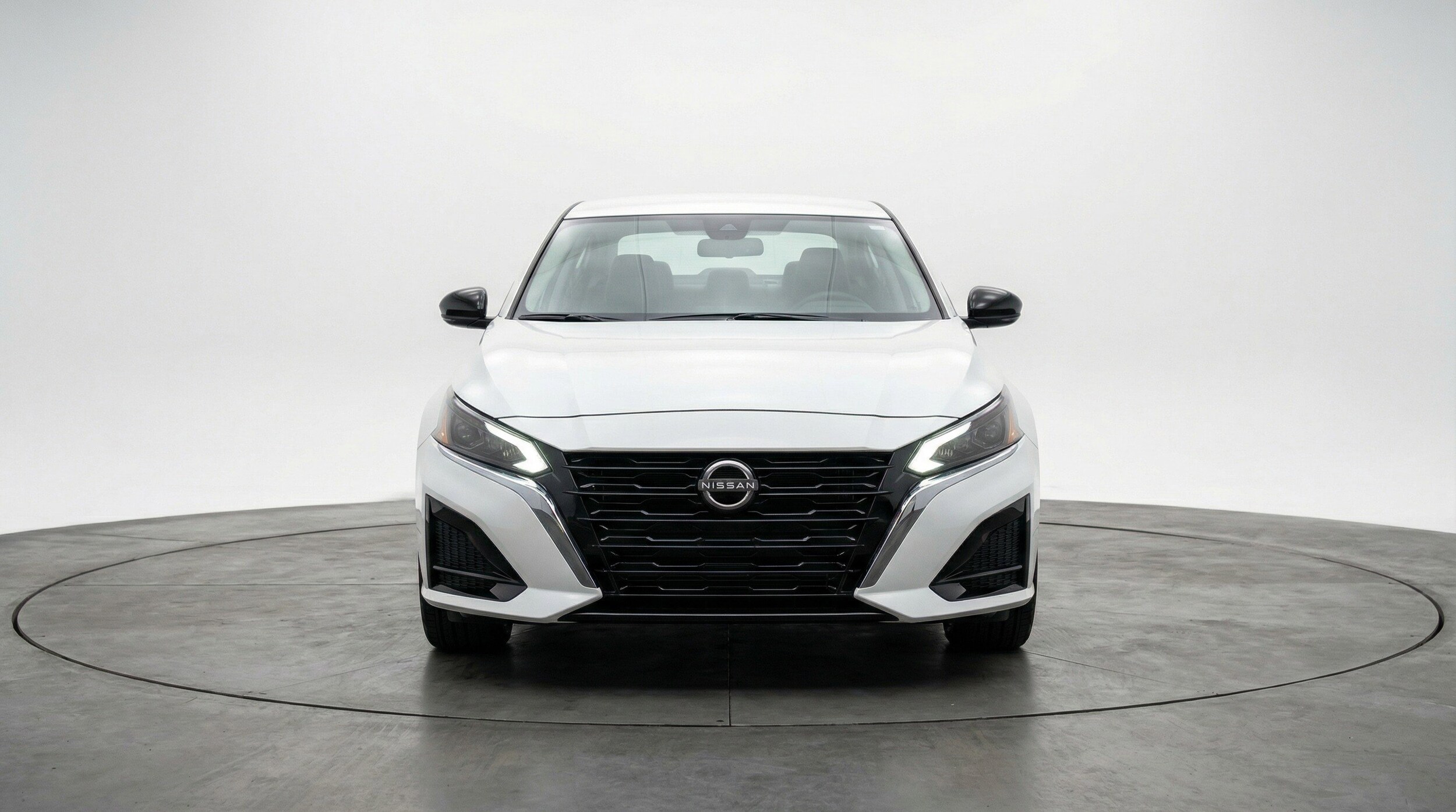 Thumbnail: 2025 Nissan Altima - 2
