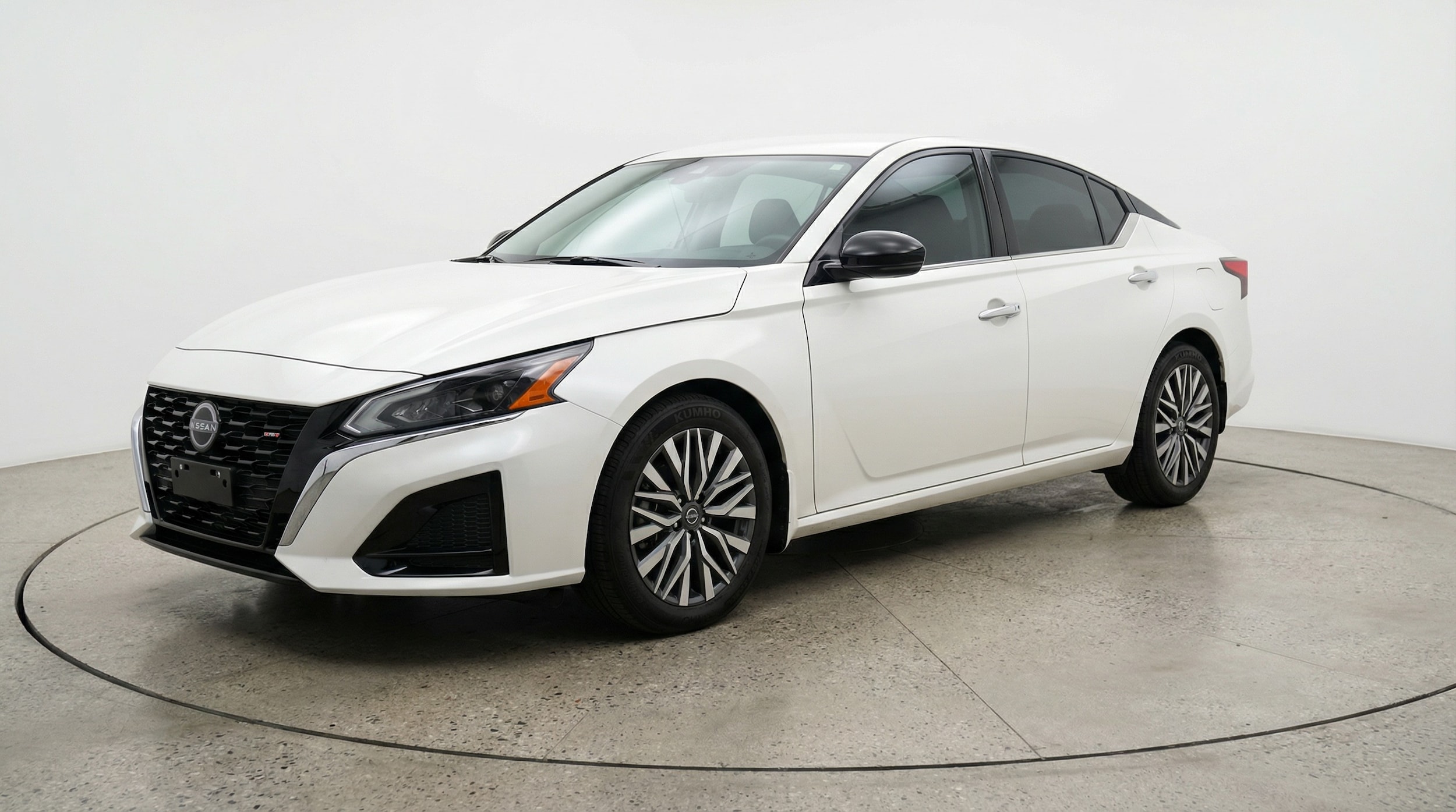 Thumbnail: 2025 Nissan Altima - 3