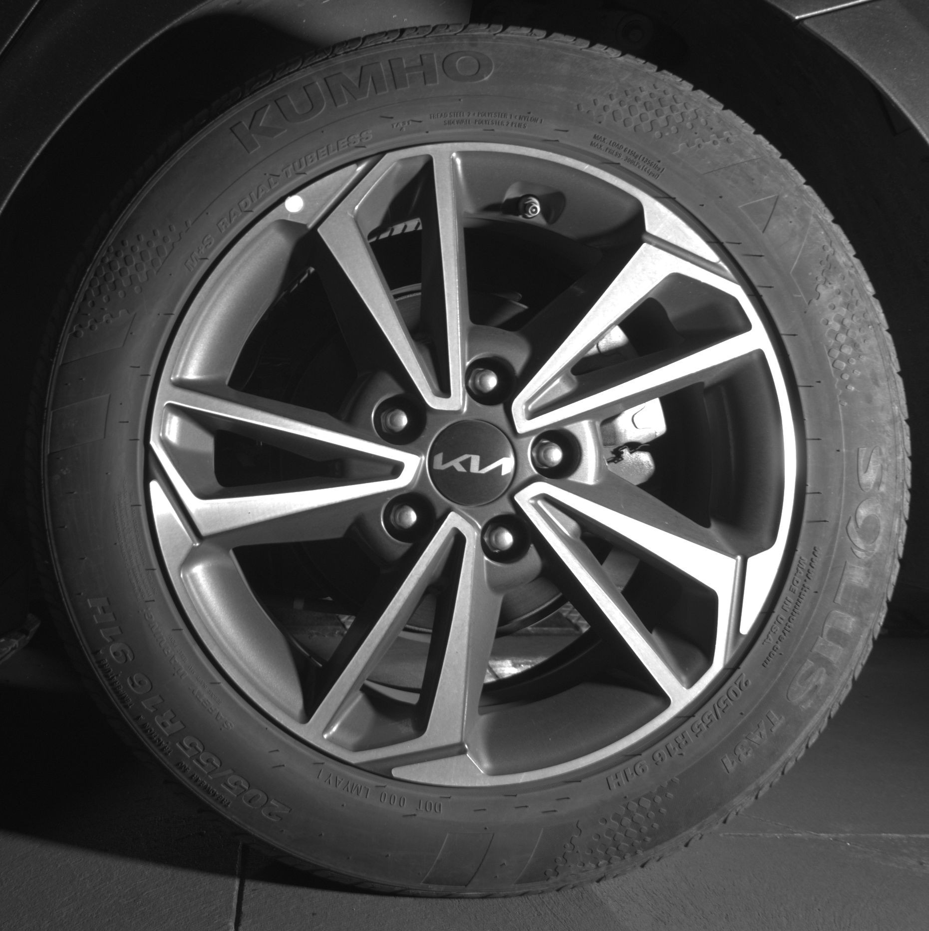 Thumbnail: 2024 Kia Forte - 16