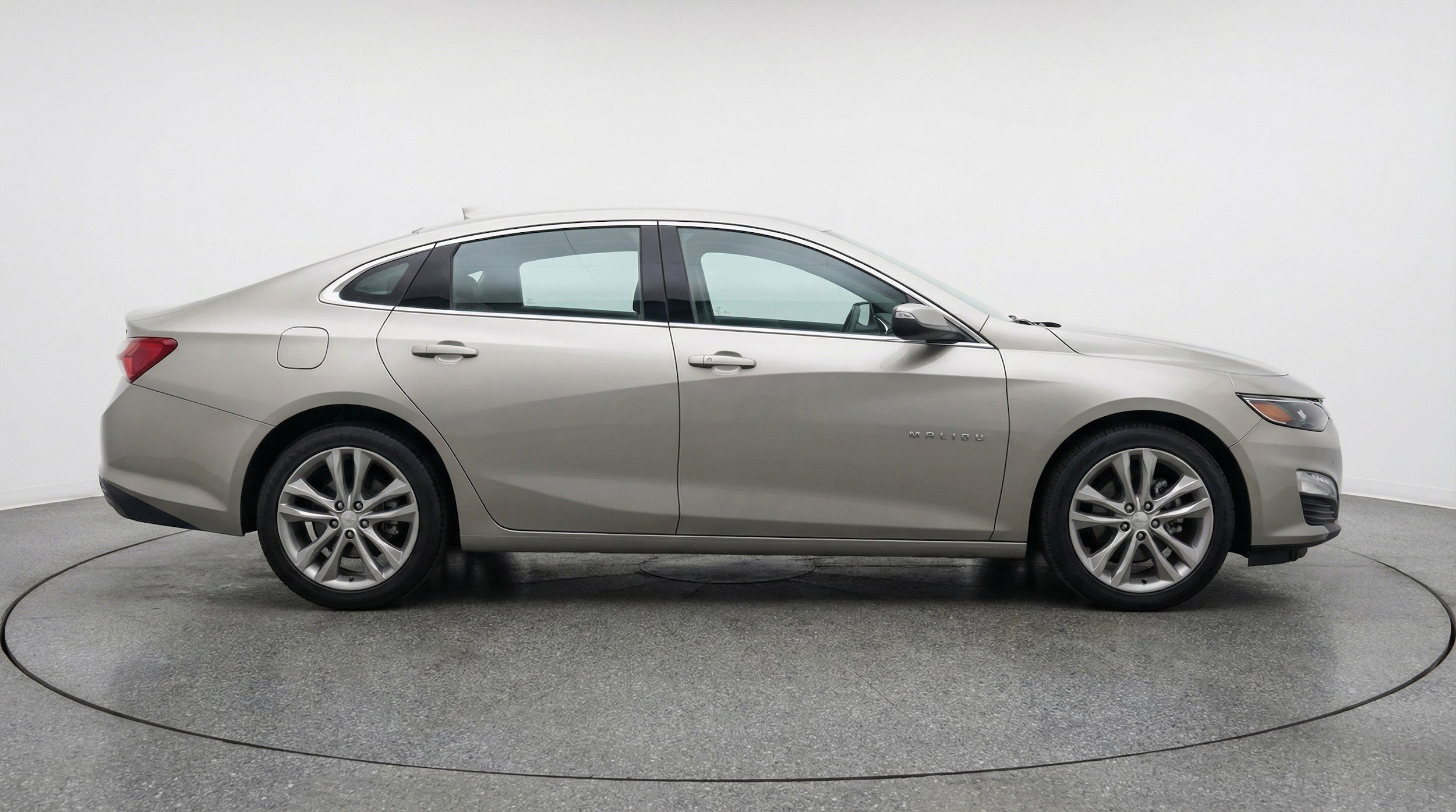 Thumbnail: 2024 Chevrolet Malibu - 11