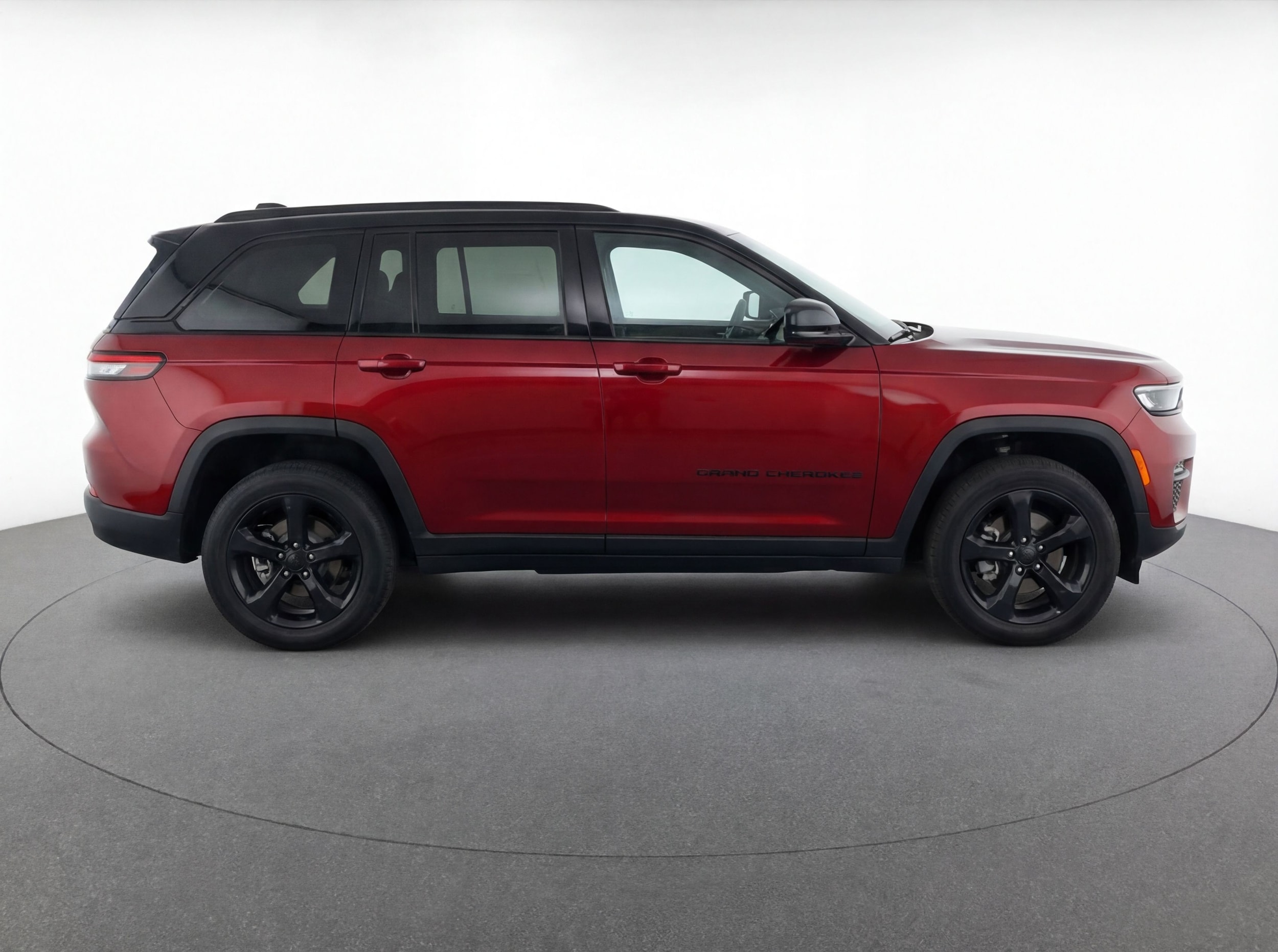 Thumbnail: 2023 Jeep Grand Cherokee - 8