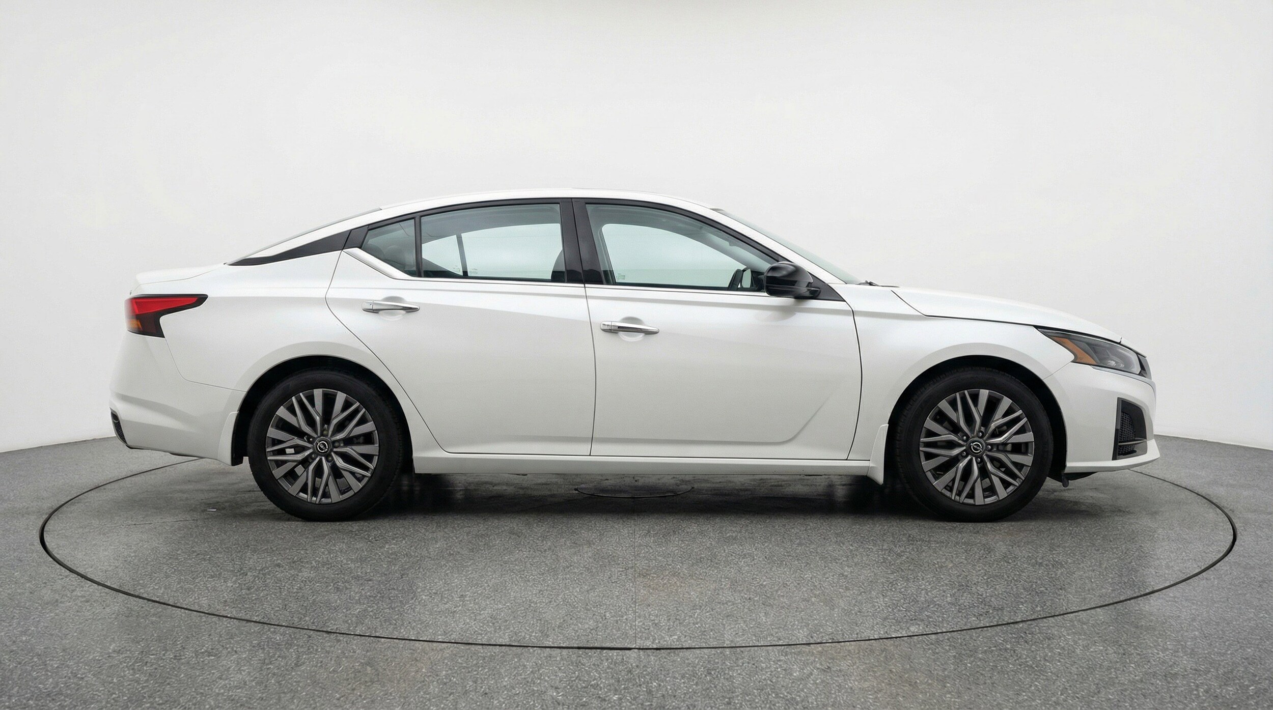 Thumbnail: 2025 Nissan Altima - 11
