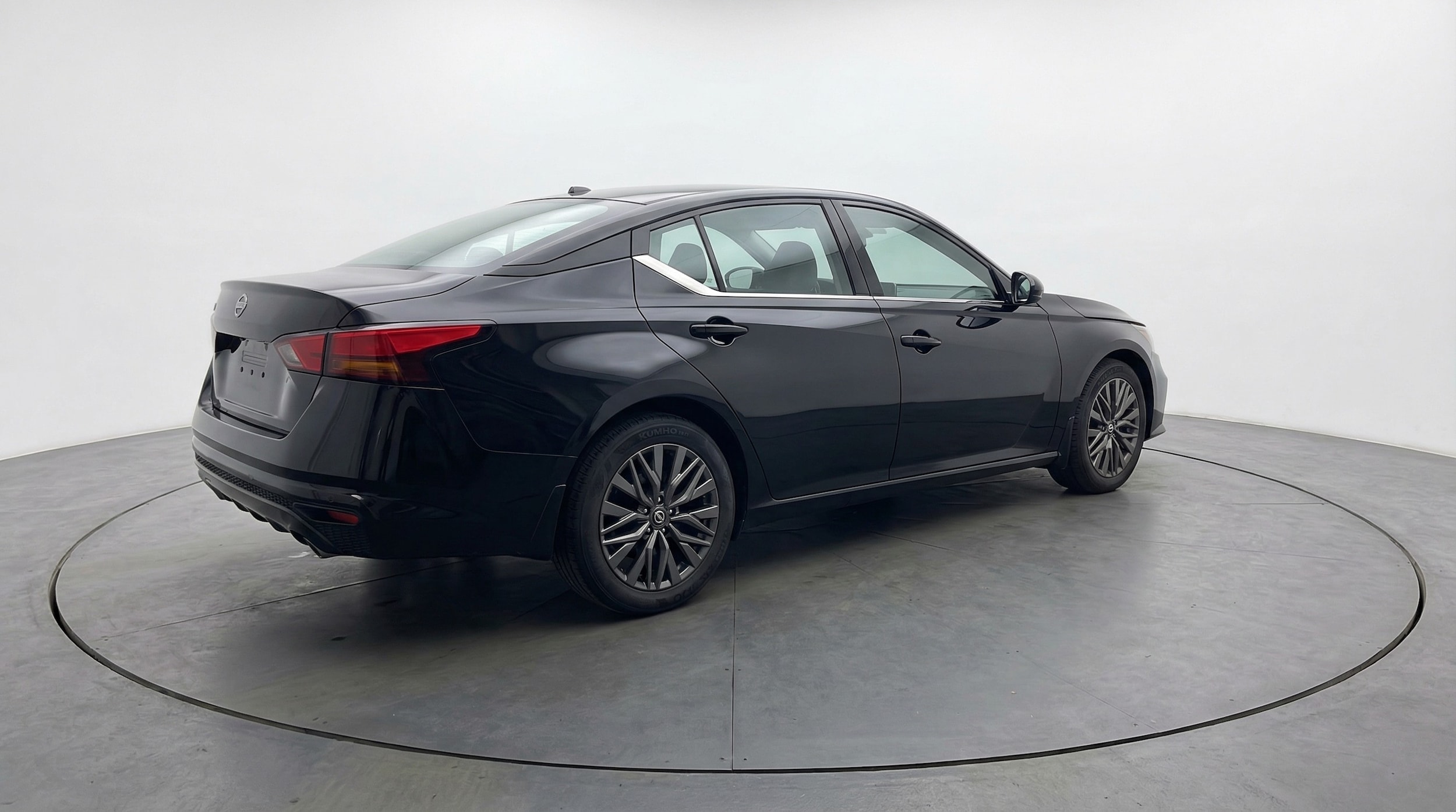 Thumbnail: 2025 Nissan Altima - 7