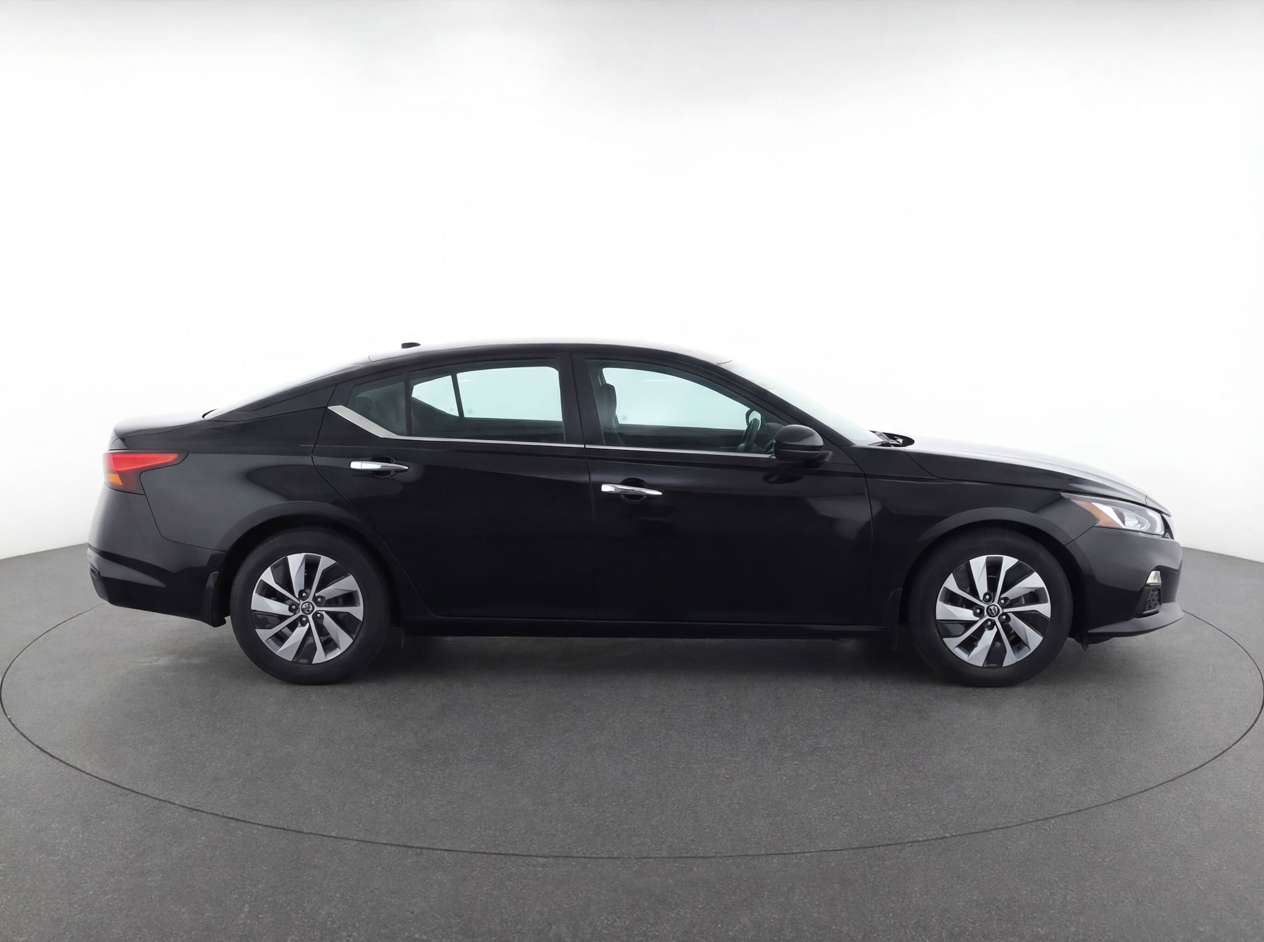 Thumbnail: 2023 Nissan Altima - 11