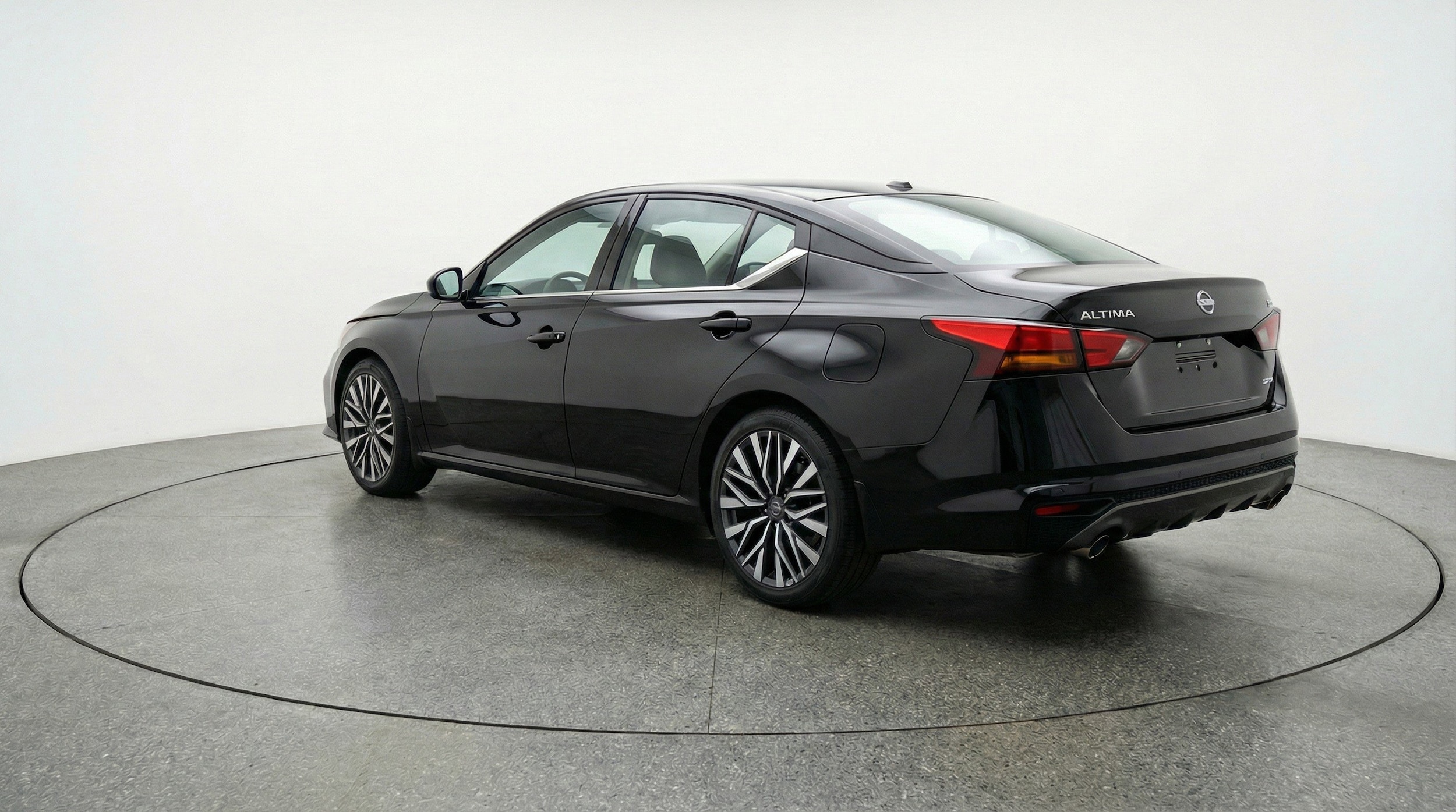 Thumbnail: 2025 Nissan Altima - 6