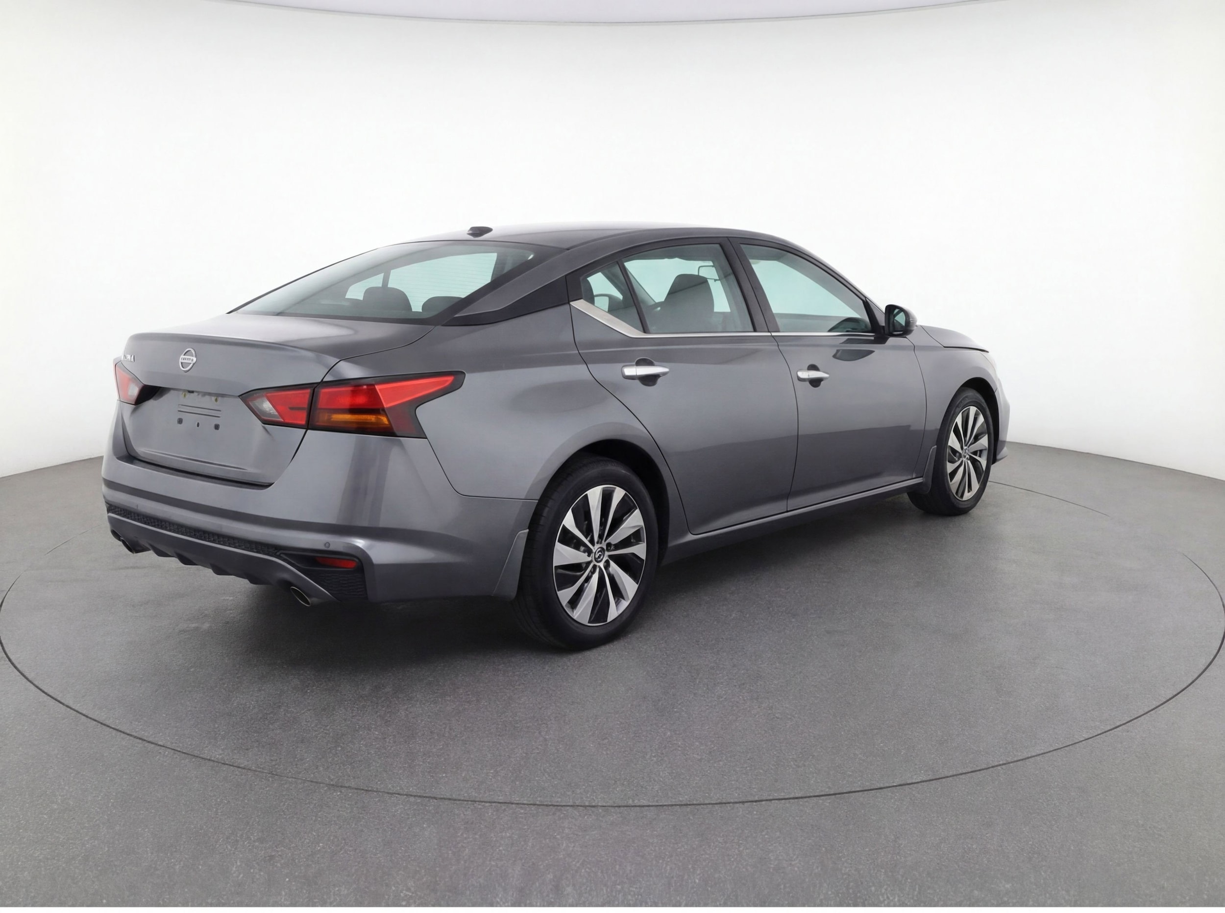 Thumbnail: 2023 Nissan Altima - 9