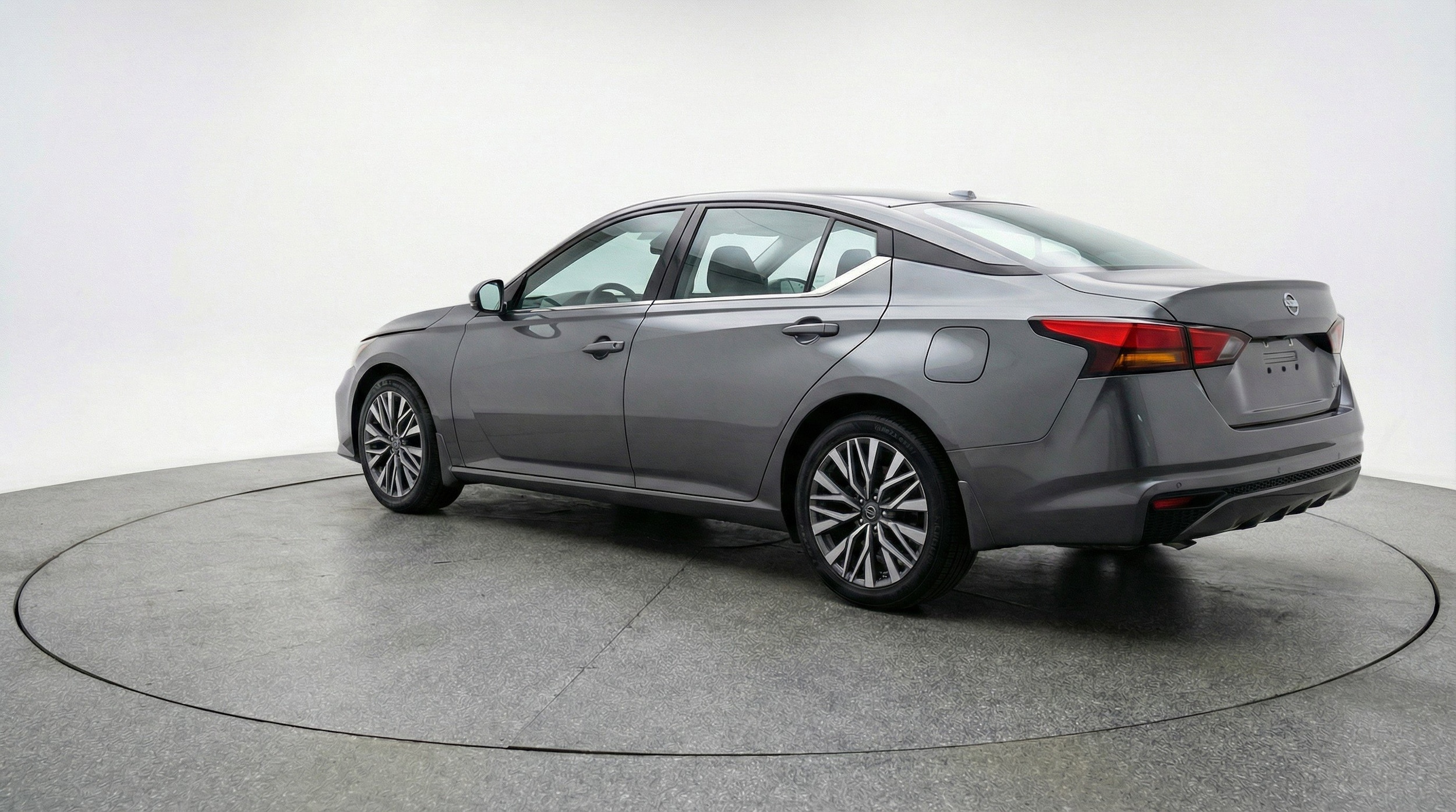 Thumbnail: 2025 Nissan Altima - 6