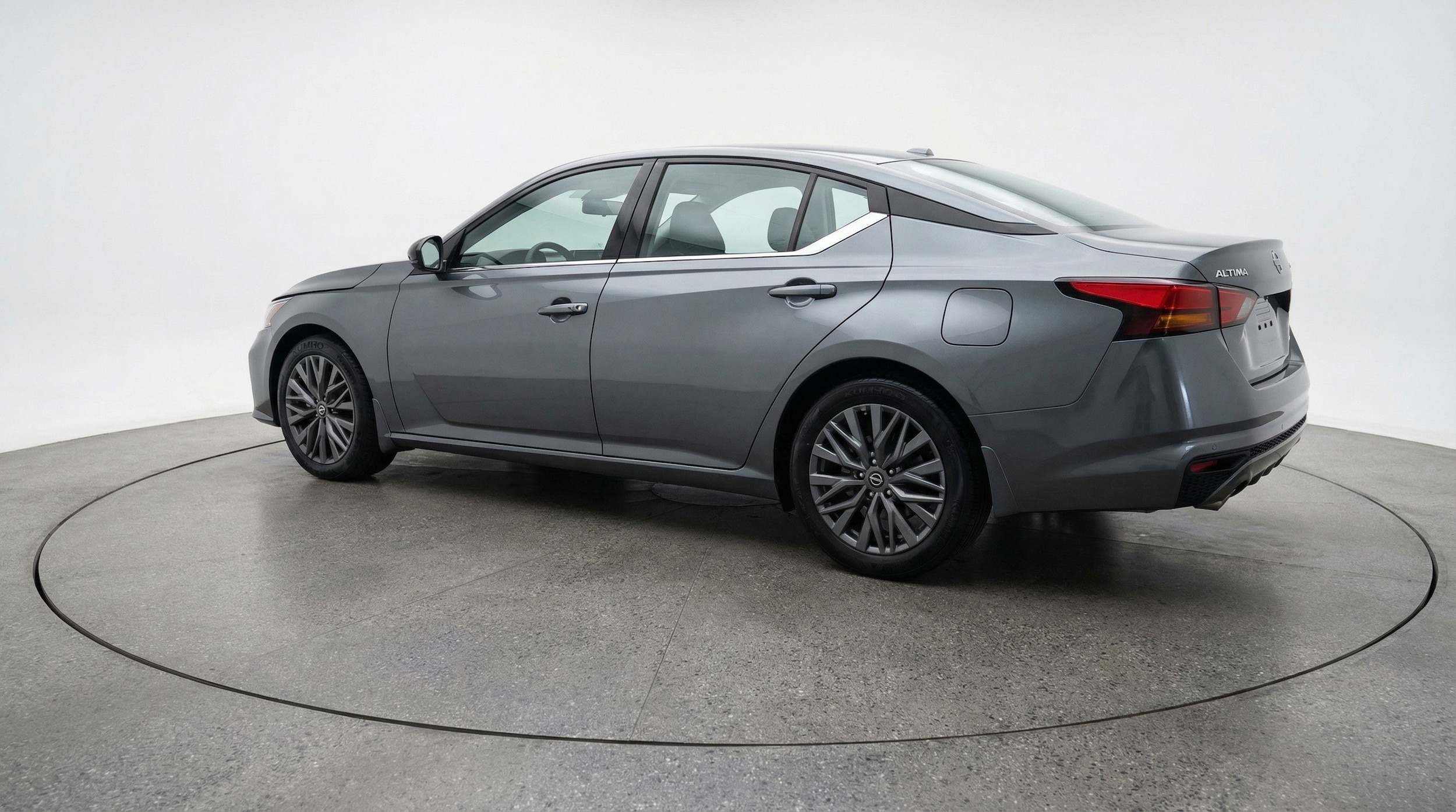 Thumbnail: 2025 Nissan Altima - 6