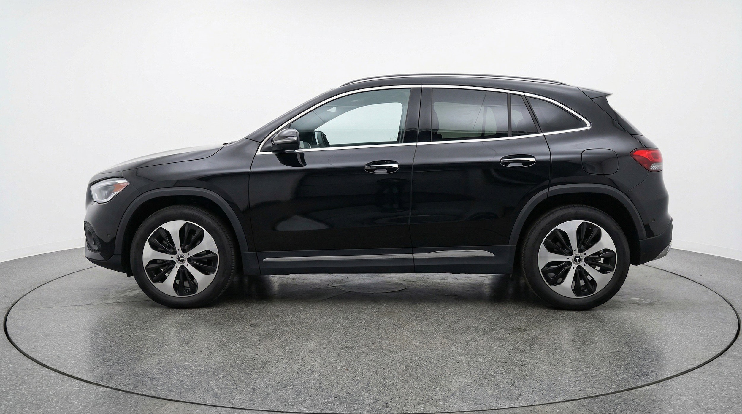 Thumbnail: 2025 Mercedes-Benz GLA - 5