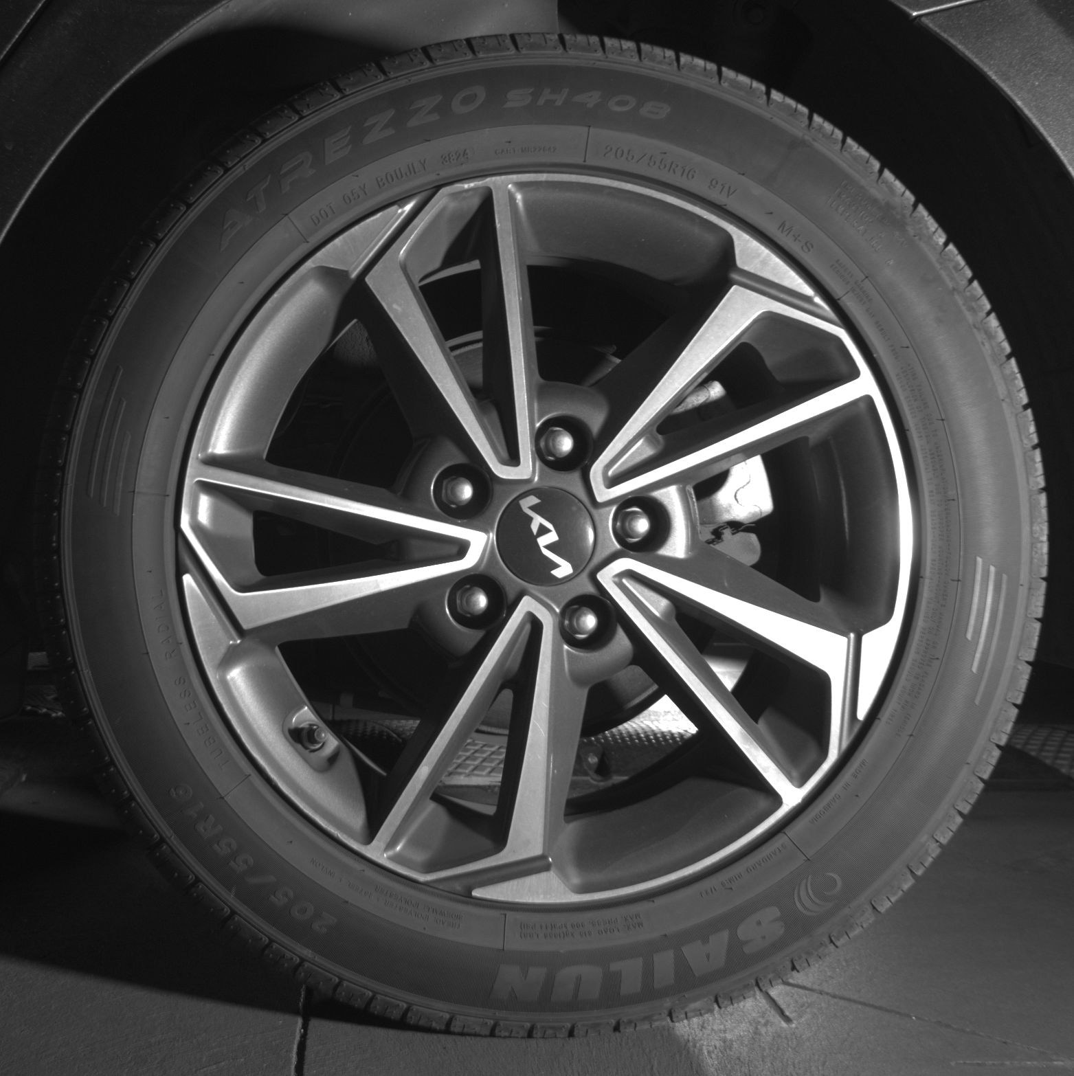 Thumbnail: 2024 Kia Forte - 16