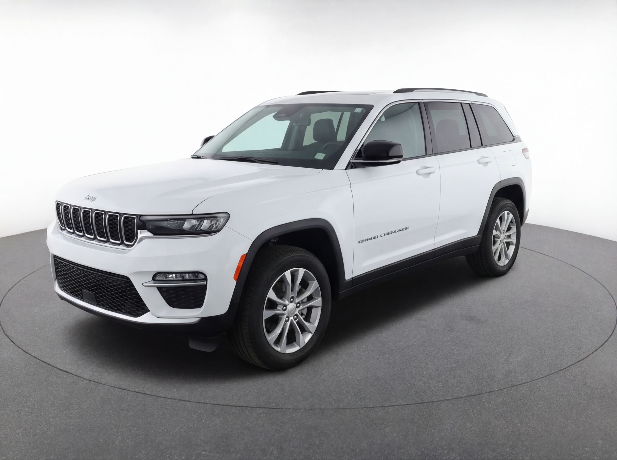 Thumbnail: 2023 Jeep Grand Cherokee - 3
