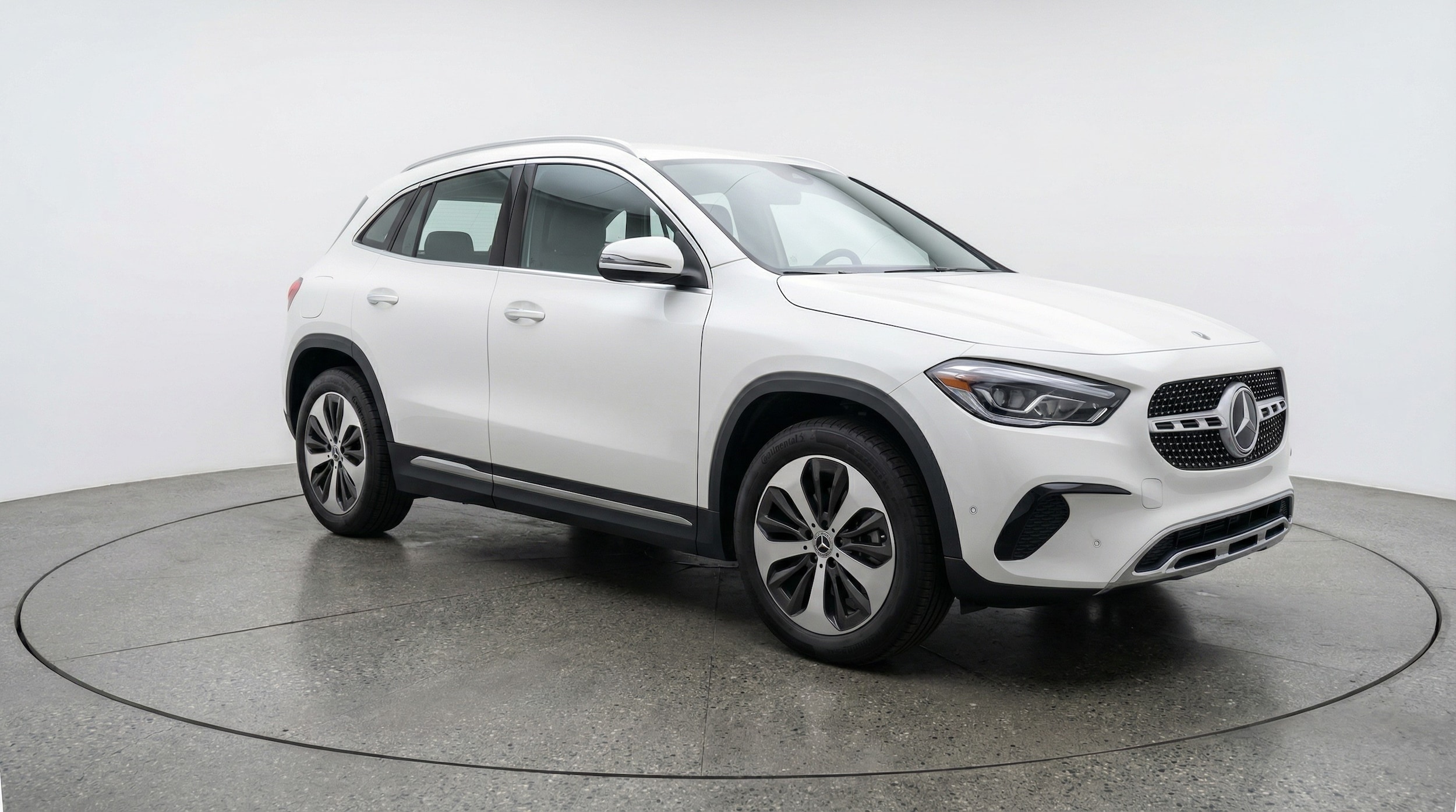 Thumbnail: 2025 Mercedes-Benz GLA - 1