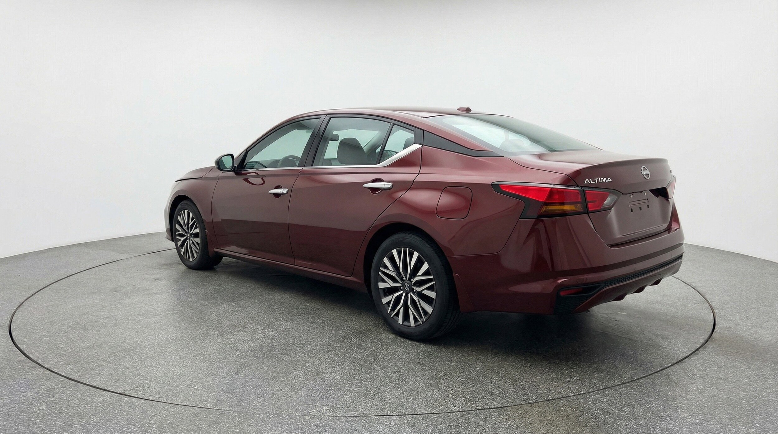Thumbnail: 2025 Nissan Altima - 6