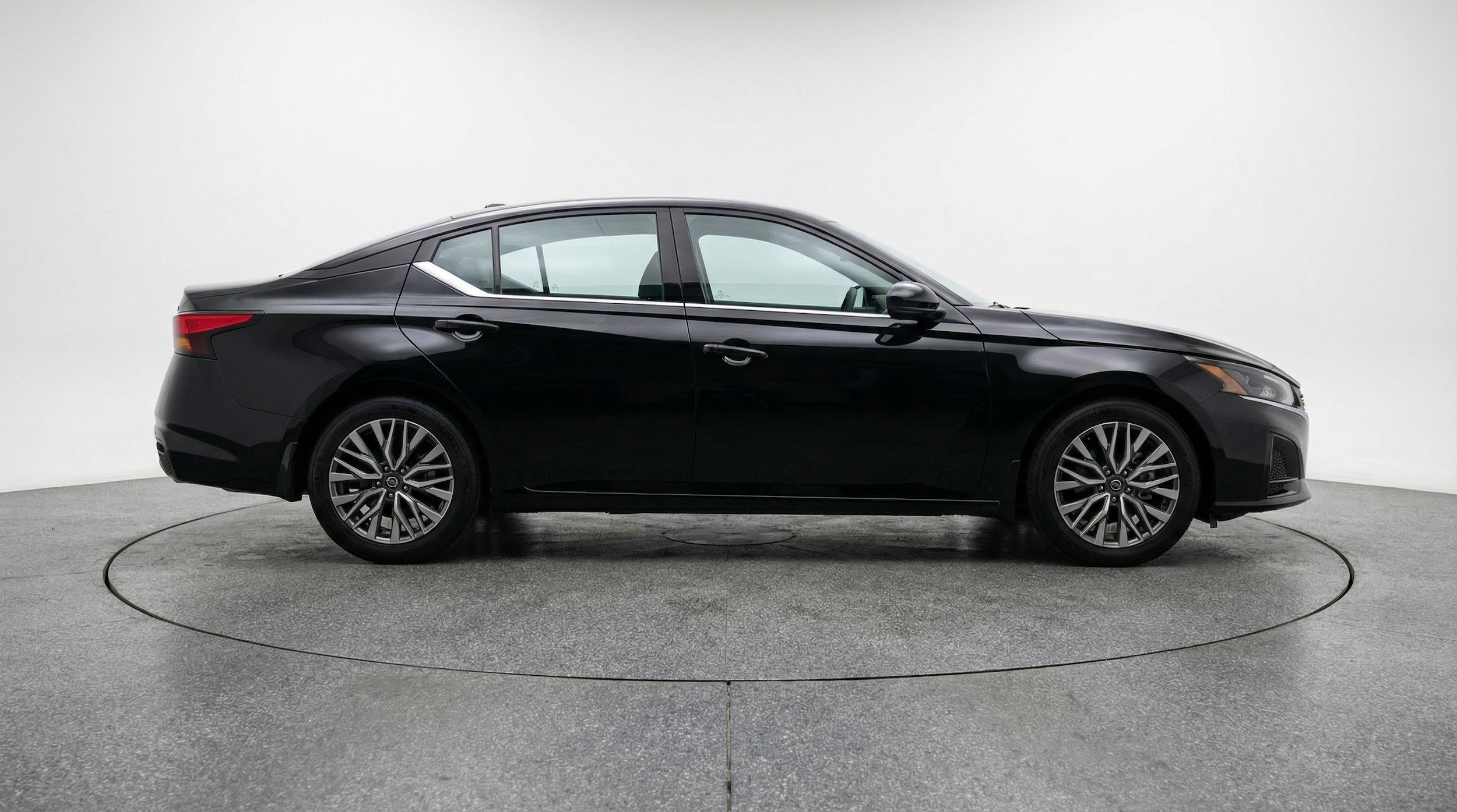 Thumbnail: 2025 Nissan Altima - 11