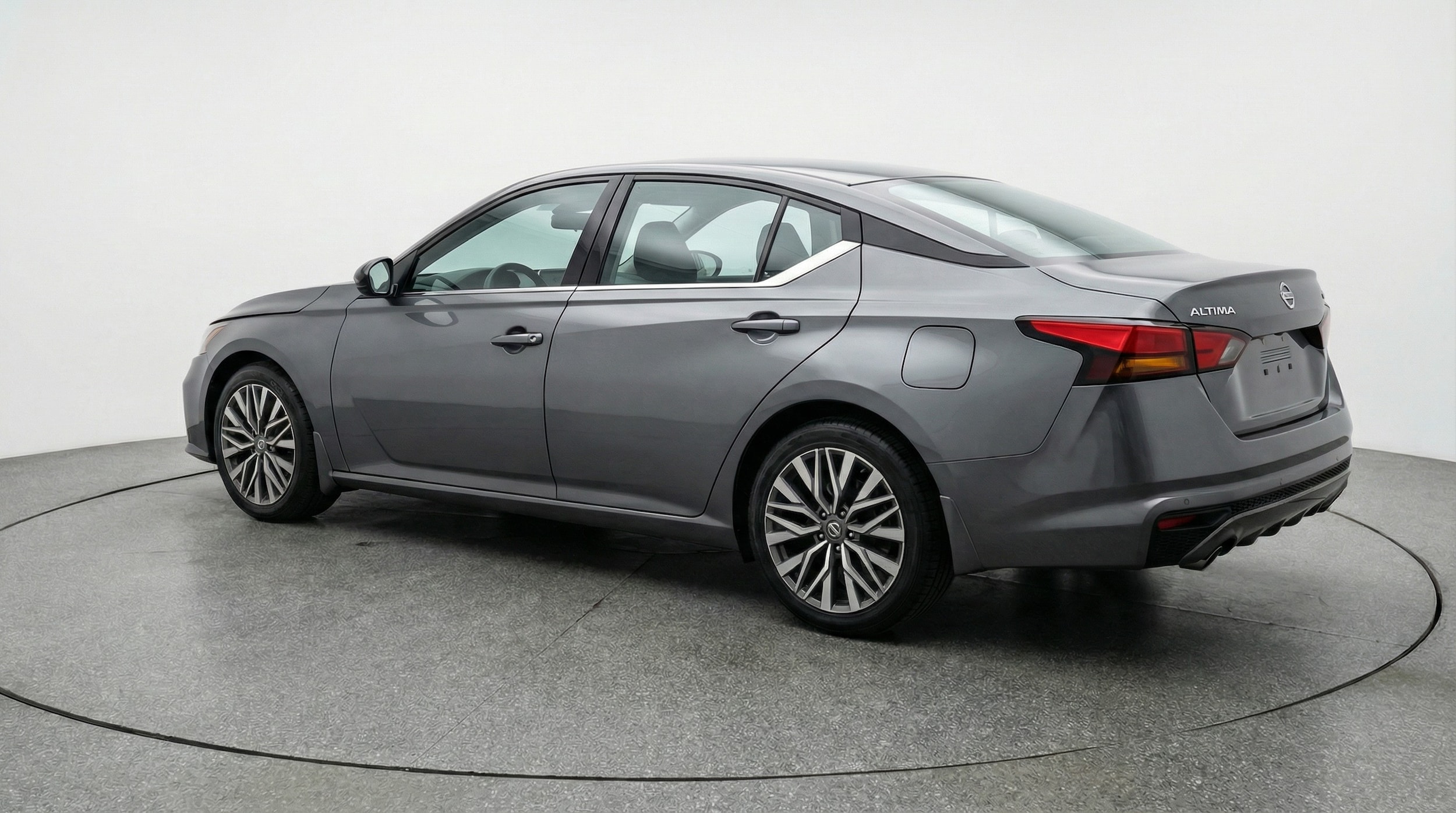 Thumbnail: 2025 Nissan Altima - 5