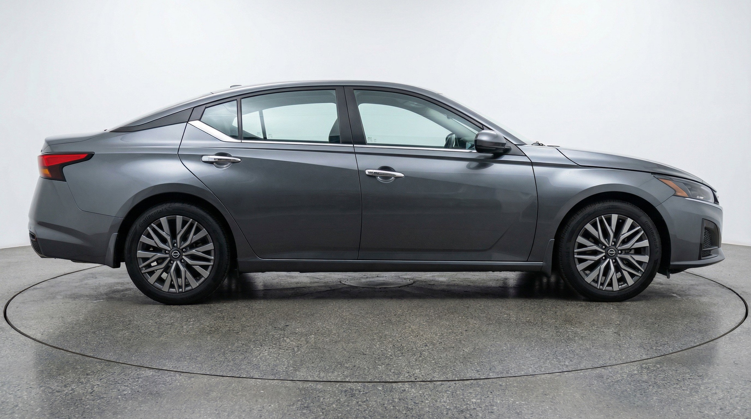 Thumbnail: 2025 Nissan Altima - 11