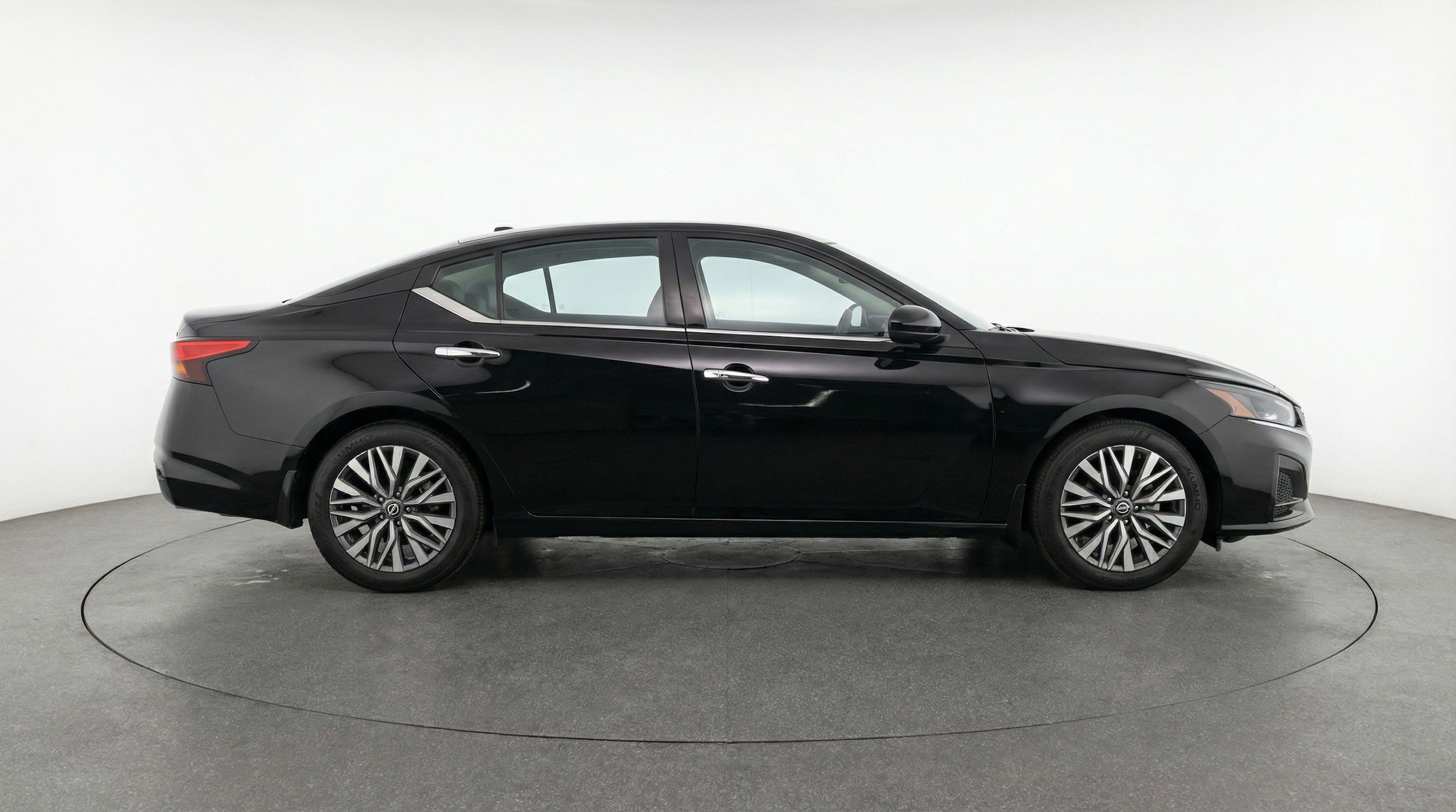 Thumbnail: 2025 Nissan Altima - 11