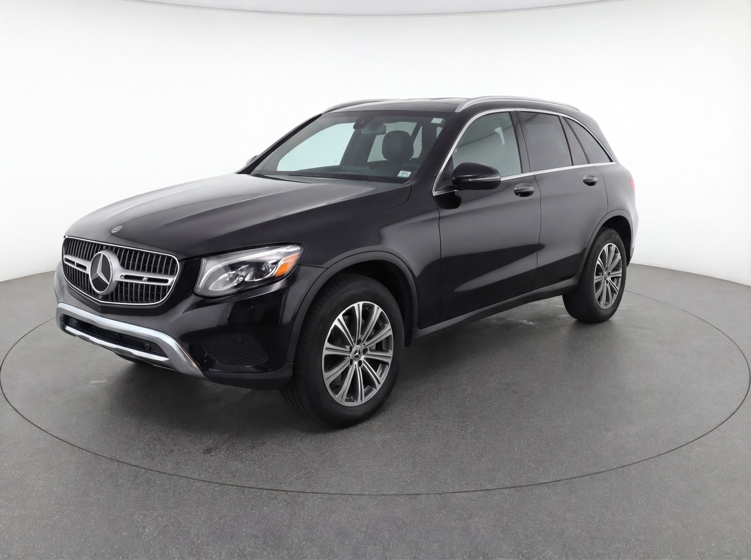 Thumbnail: 2024 Mercedes-Benz GLC - 3