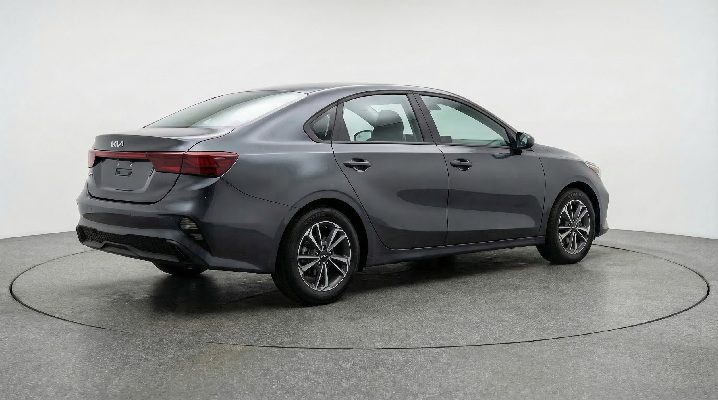 Thumbnail: 2024 Kia Forte - 9