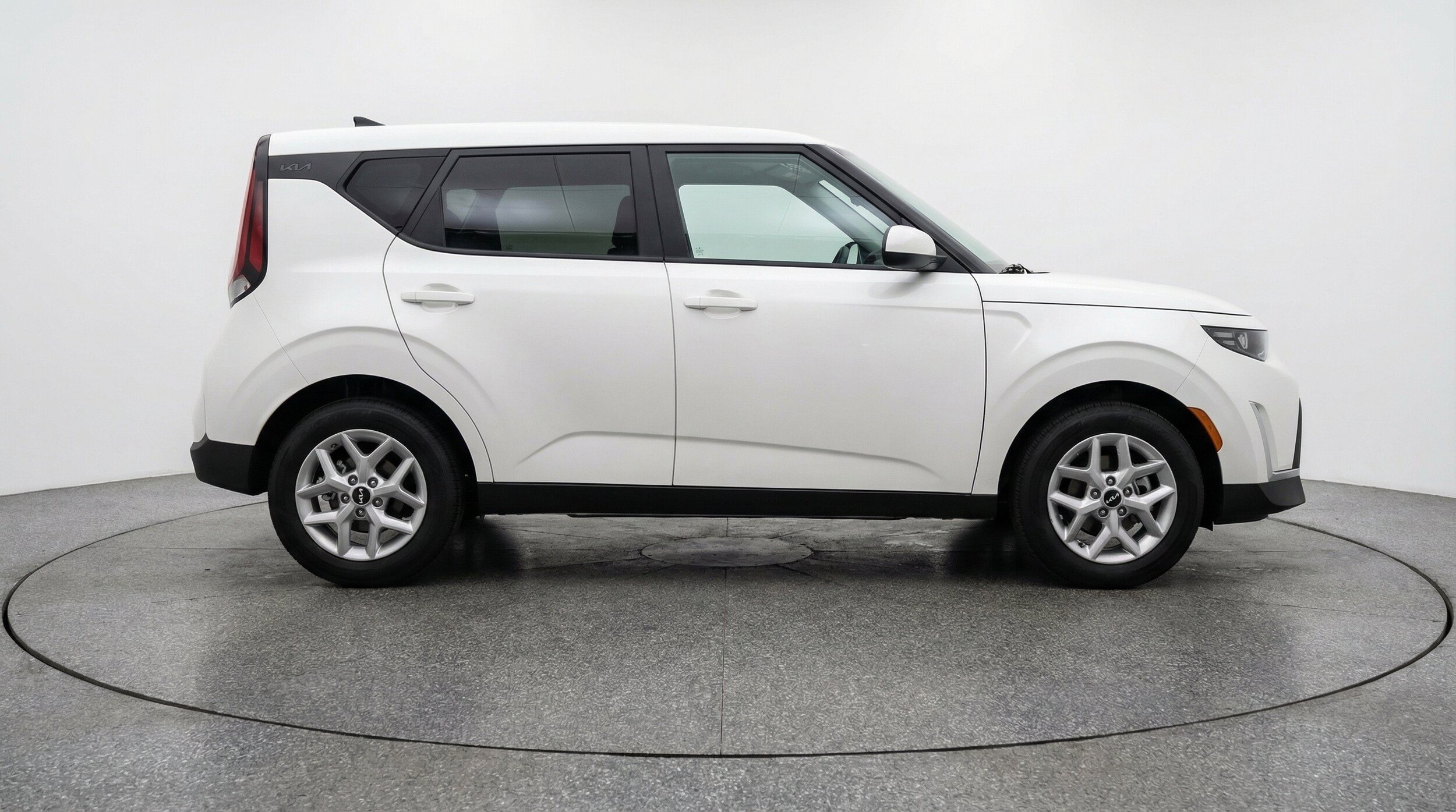 Thumbnail: 2025 Kia Soul - 11