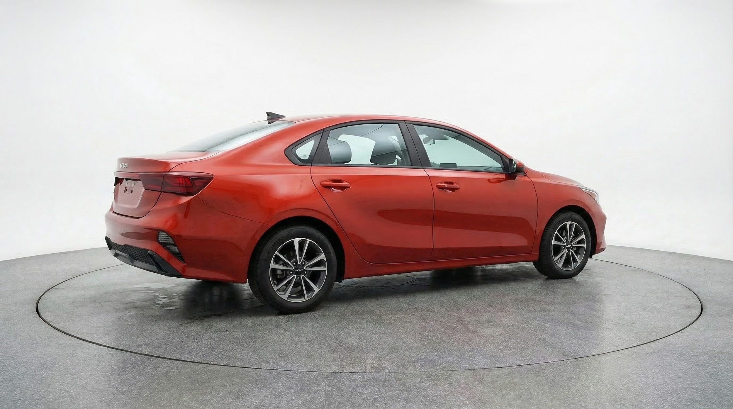 Thumbnail: 2024 Kia Forte - 7