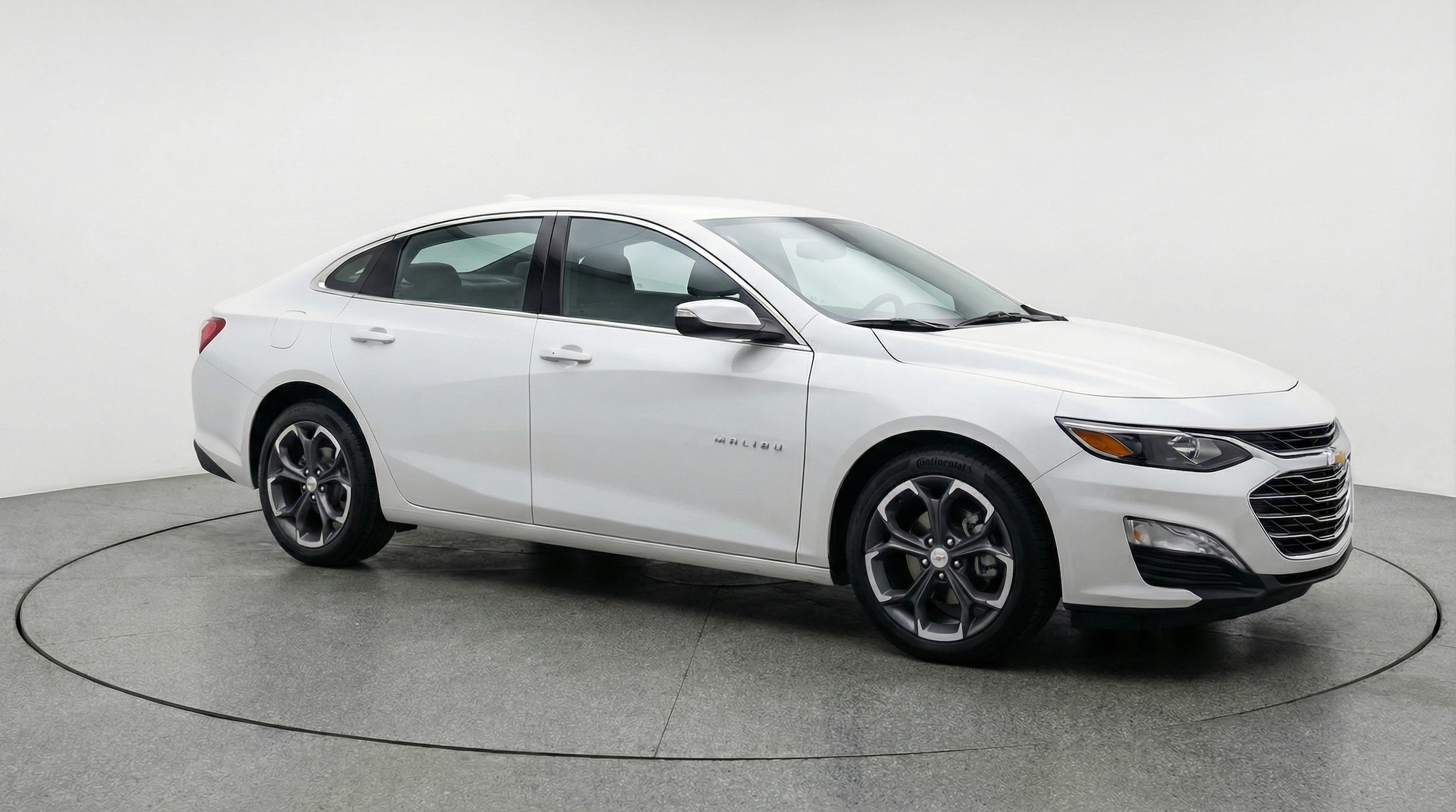 Thumbnail: 2024 Chevrolet Malibu - 1