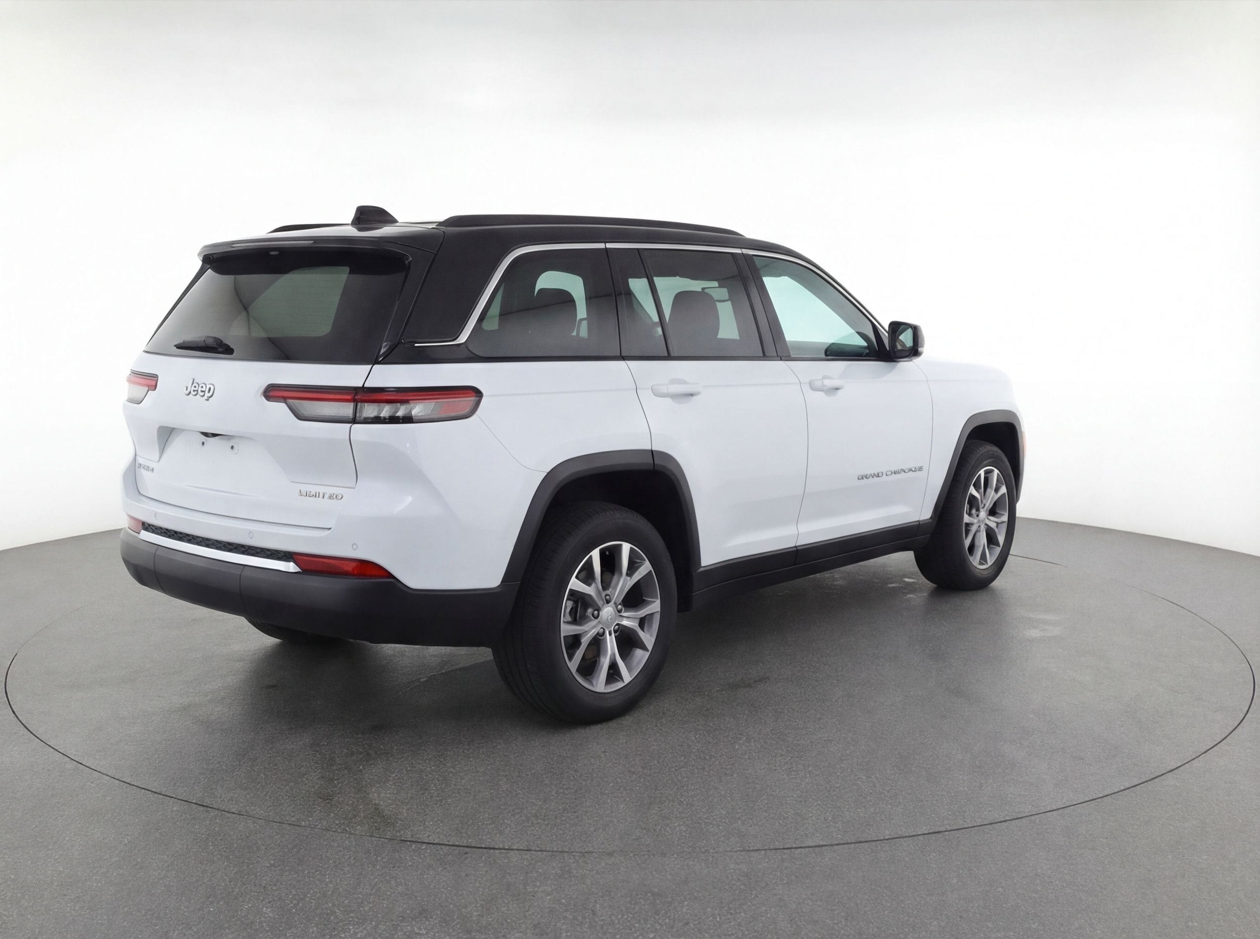 Thumbnail: 2023 Jeep Grand Cherokee - 7