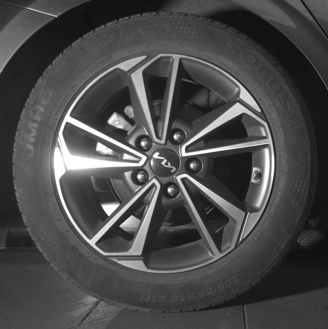 Thumbnail: 2024 Kia Forte - 17