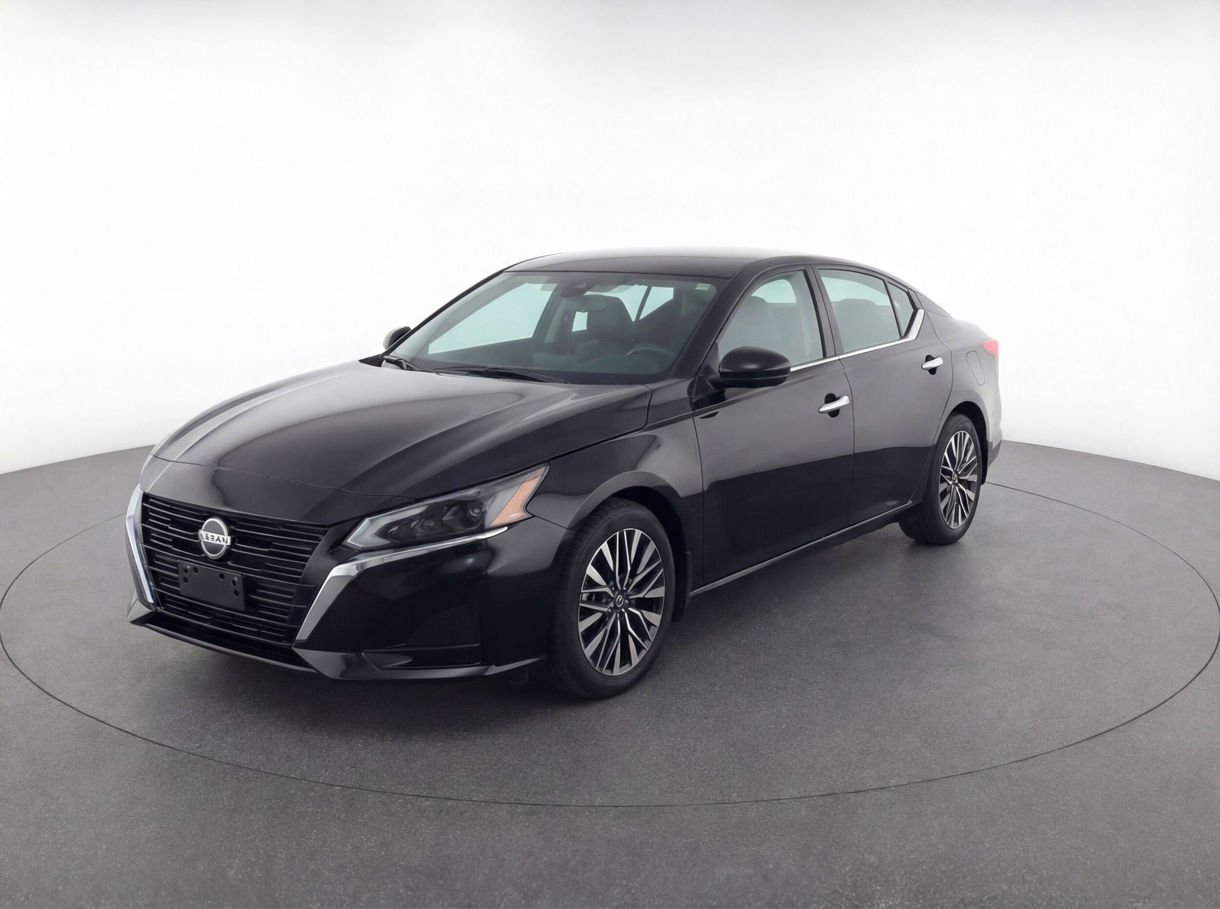 Thumbnail: 2023 Nissan Altima - 3