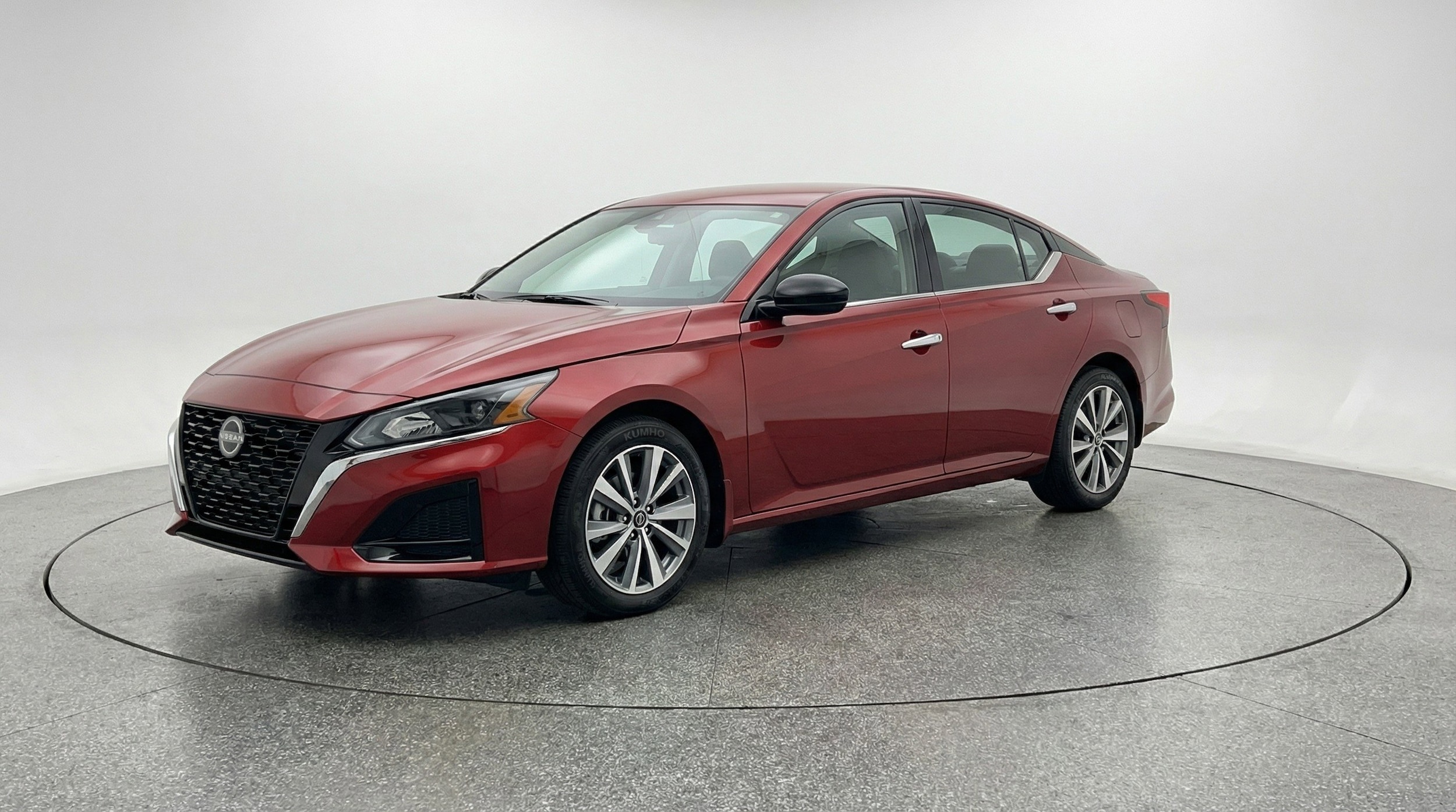 Thumbnail: 2025 Nissan Altima - 3