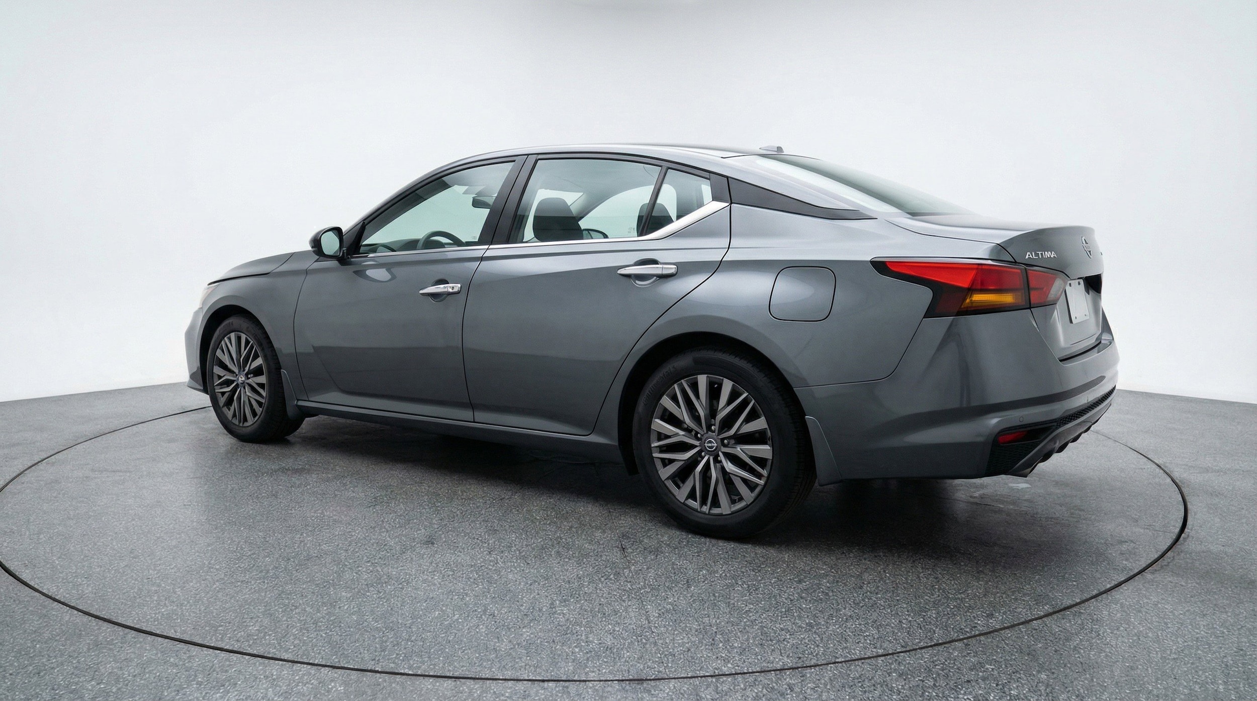 Thumbnail: 2025 Nissan Altima - 6