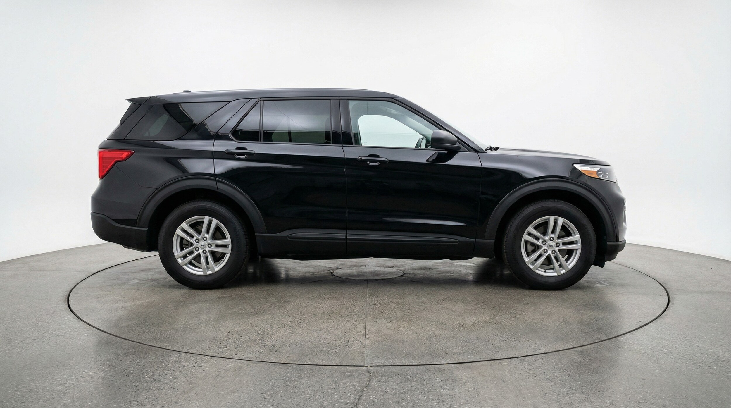 Thumbnail: 2024 Ford Explorer - 8