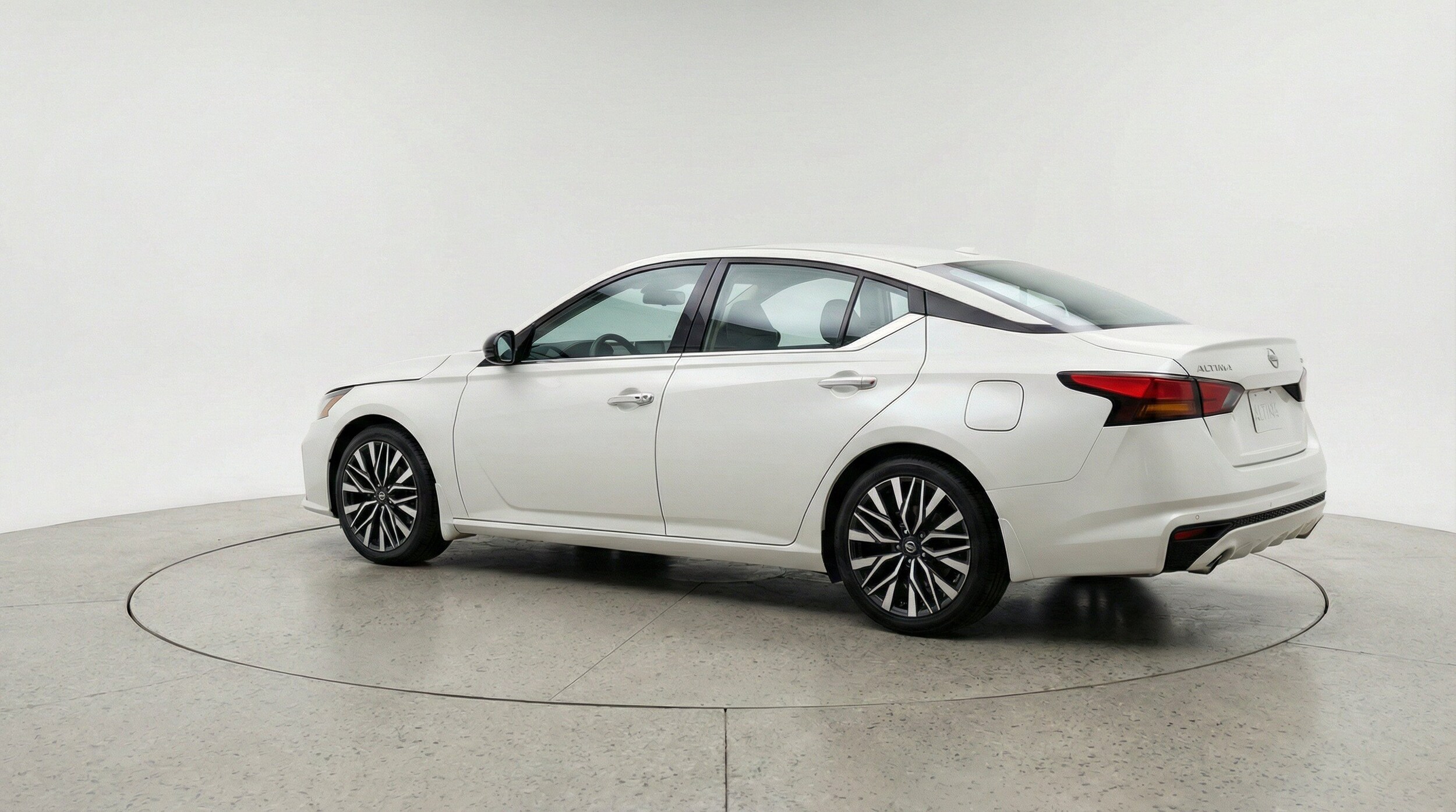 Thumbnail: 2025 Nissan Altima - 6
