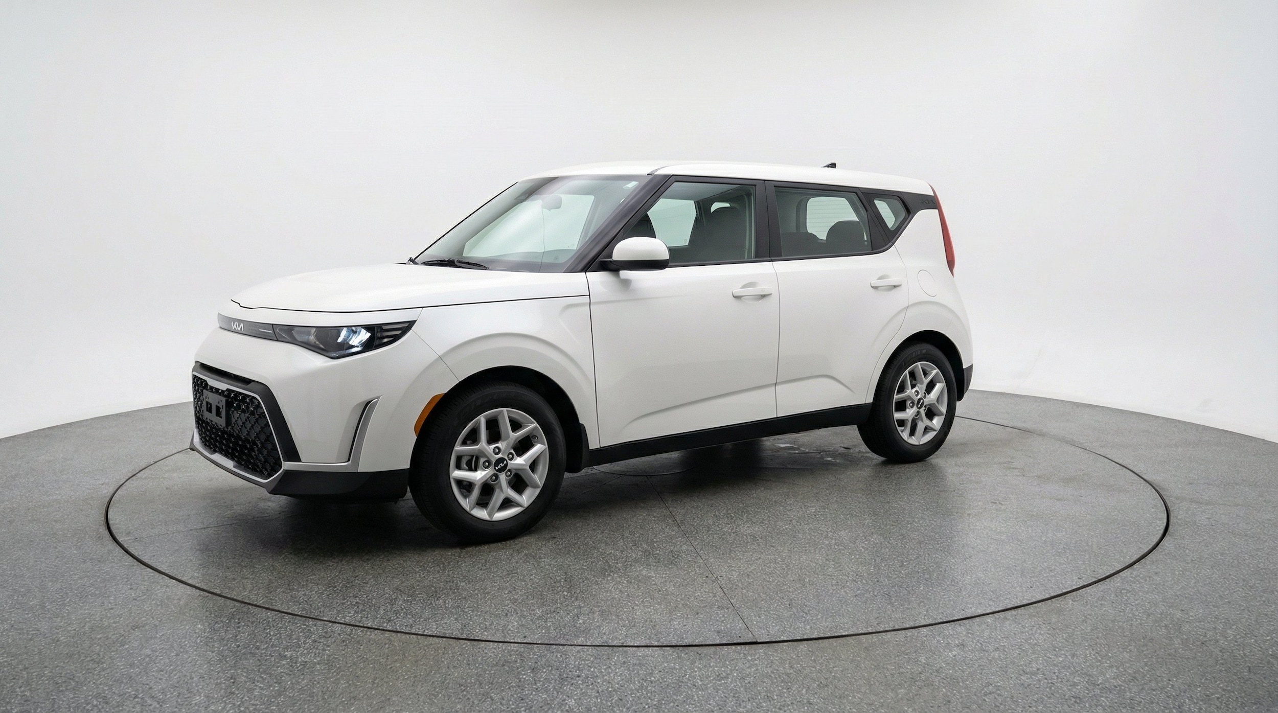 Thumbnail: 2025 Kia Soul - 3