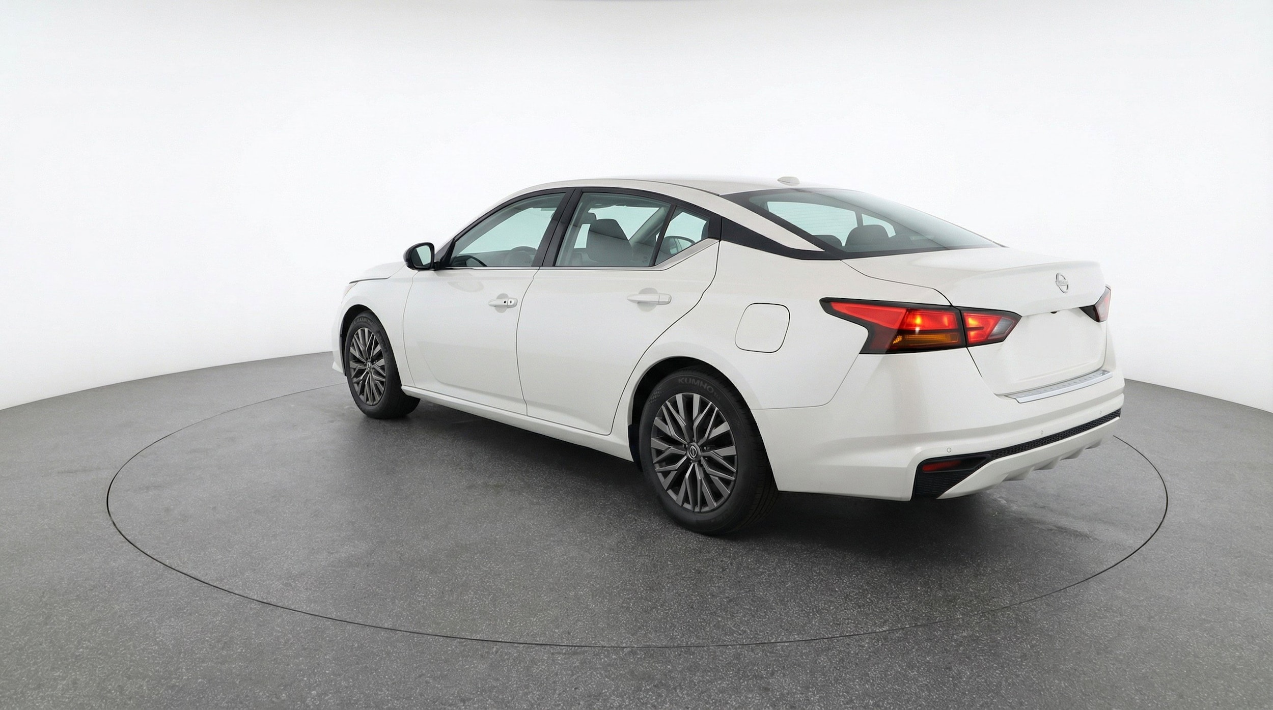 Thumbnail: 2025 Nissan Altima - 6