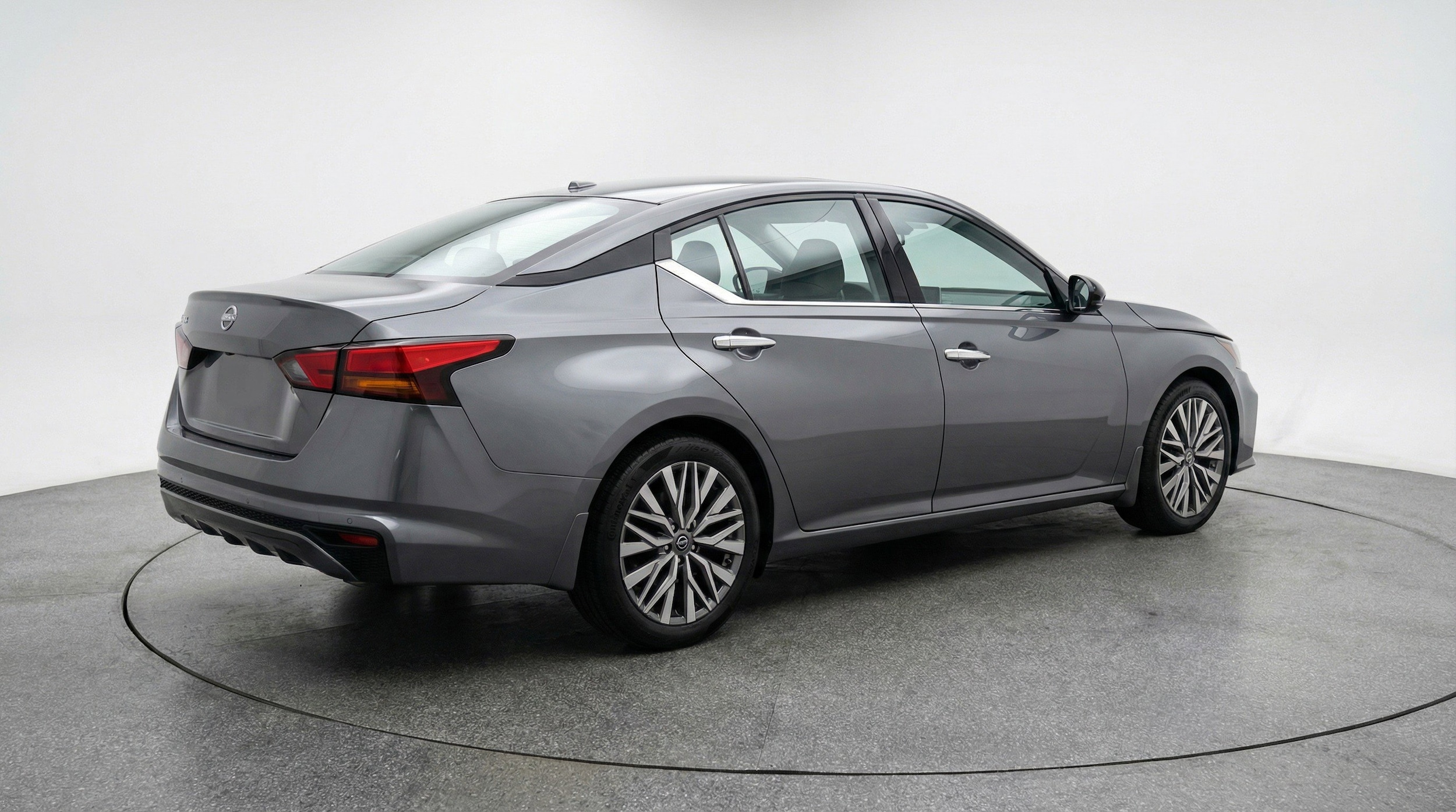 Thumbnail: 2025 Nissan Altima - 9