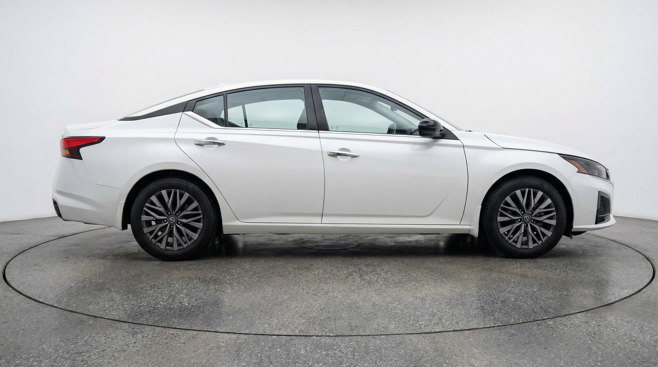 Thumbnail: 2025 Nissan Altima - 11