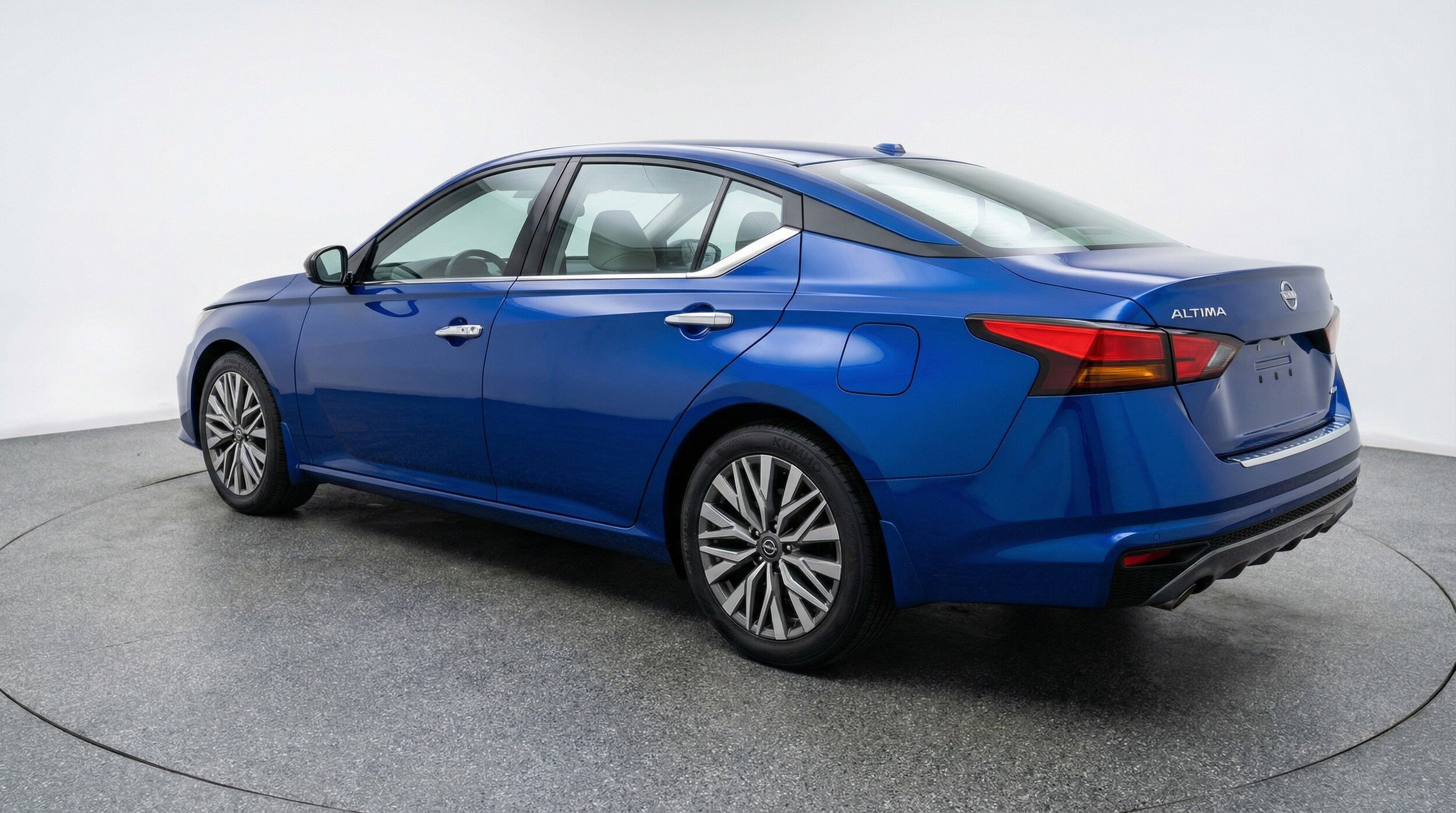 Thumbnail: 2025 Nissan Altima - 6