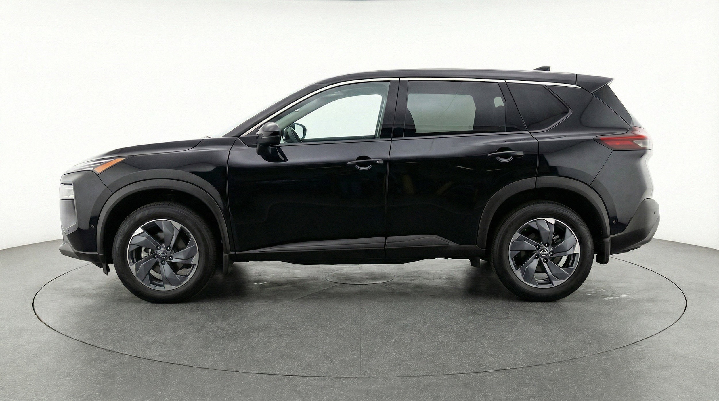 Thumbnail: 2025 Nissan Rogue - 5