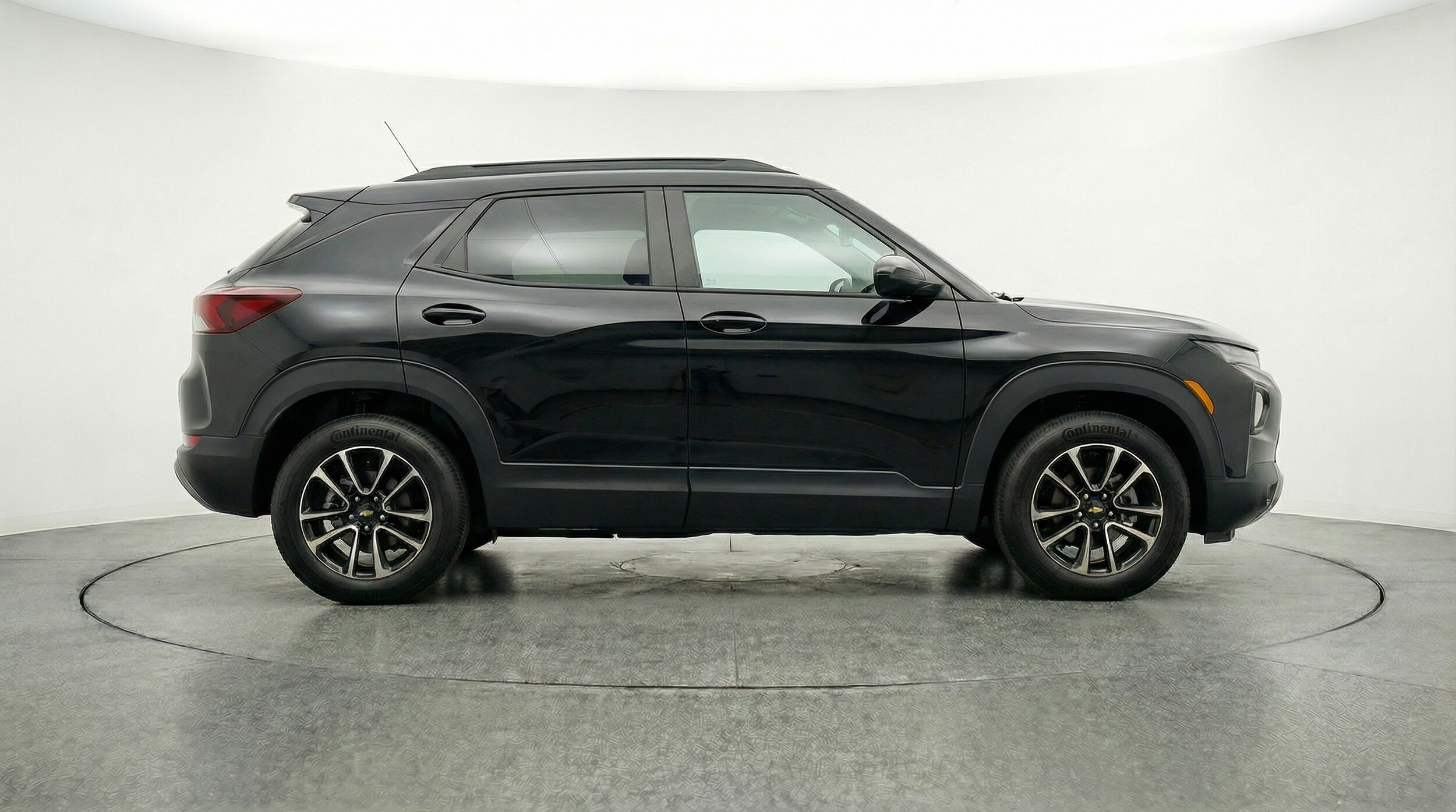 Thumbnail: 2025 Chevrolet TrailBlazer - 8