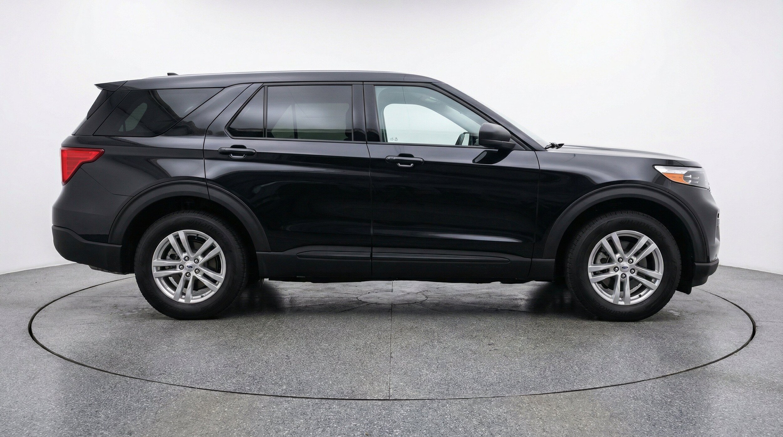Thumbnail: 2024 Ford Explorer - 10