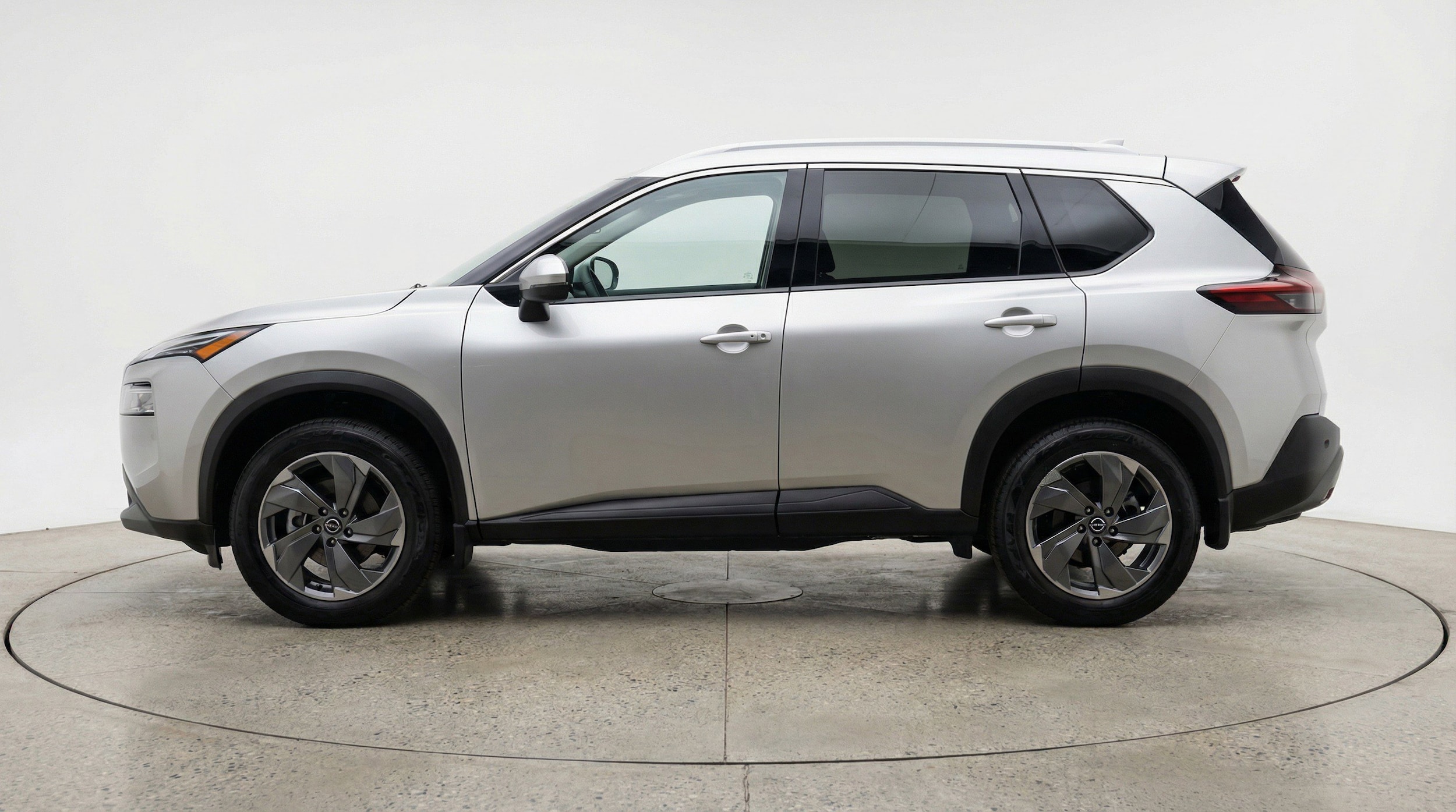 Thumbnail: 2025 Nissan Rogue - 5