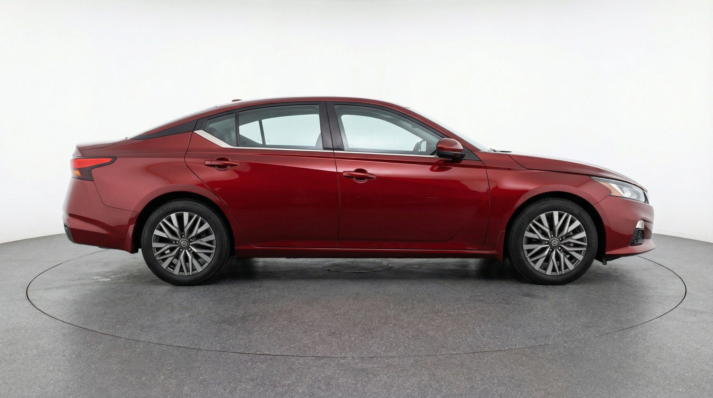 Thumbnail: 2025 Nissan Altima - 11