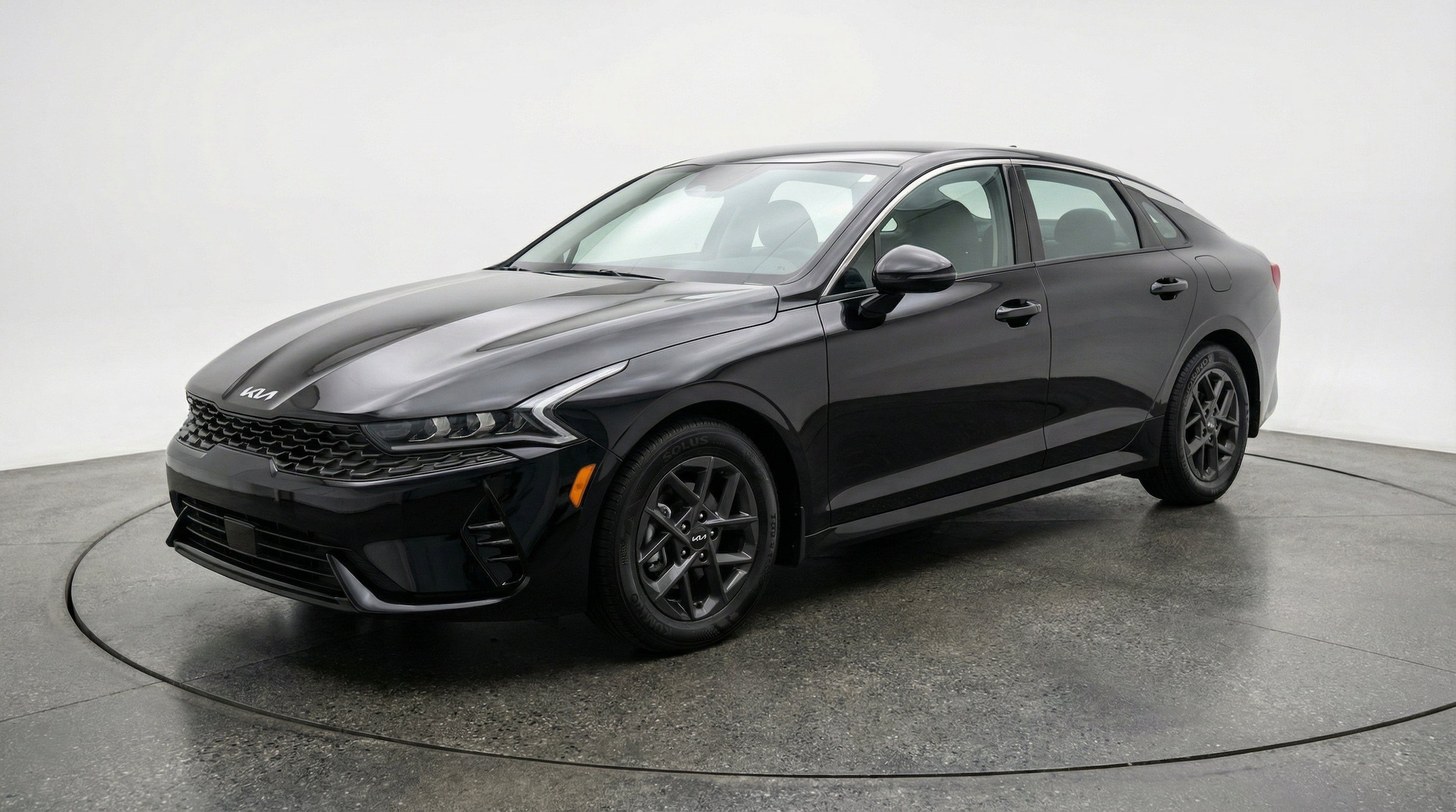 Thumbnail: 2025 Kia K5 - 3