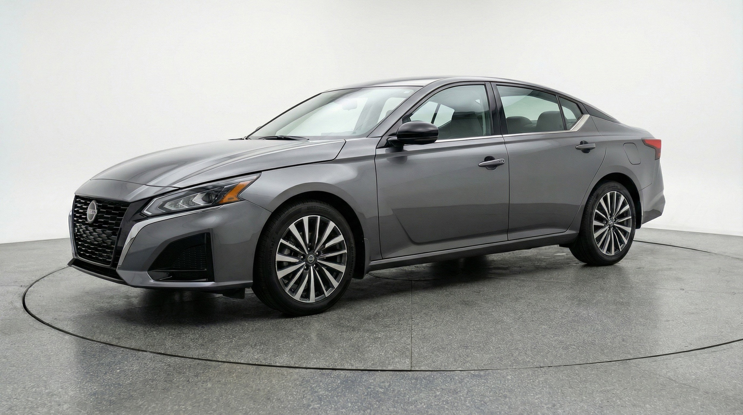 Thumbnail: 2025 Nissan Altima - 3