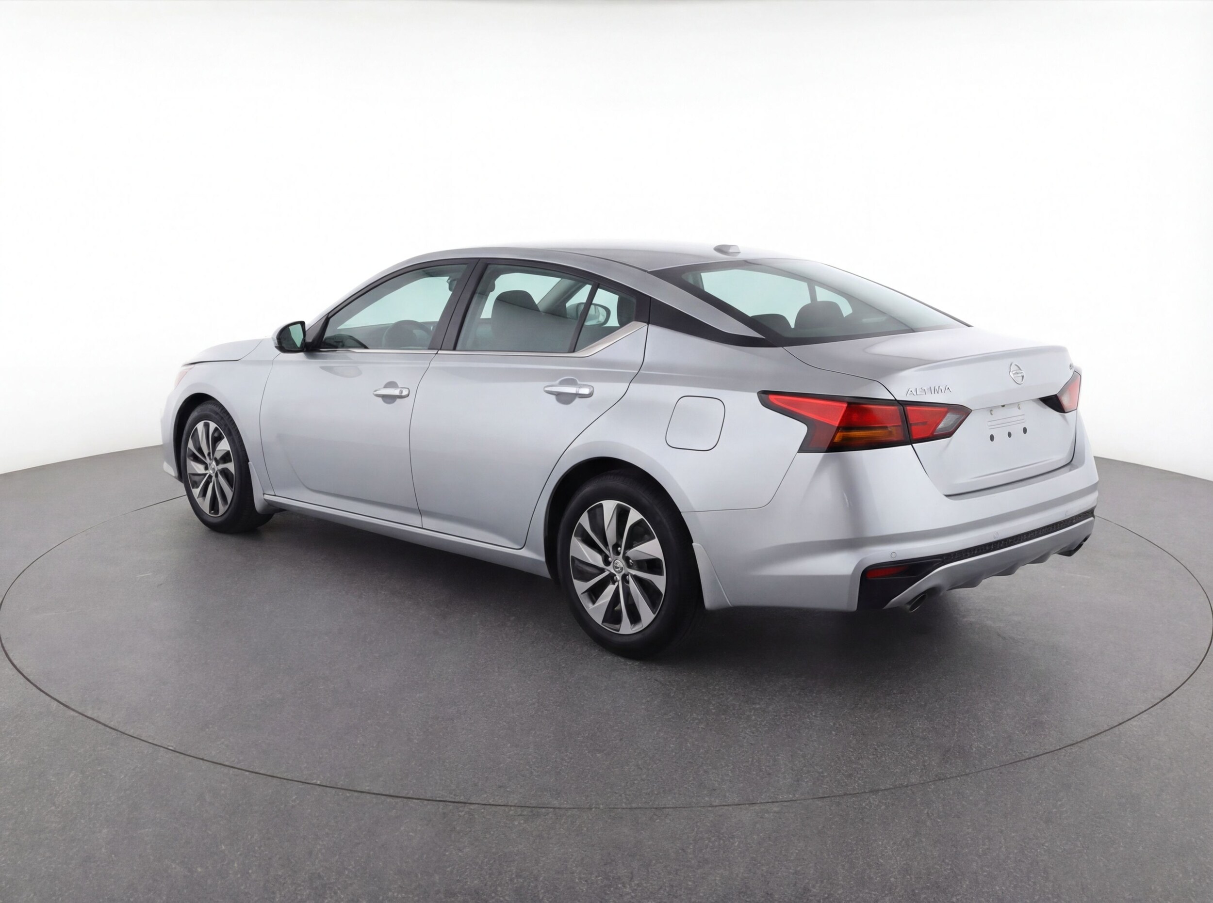 Thumbnail: 2023 Nissan Altima - 5