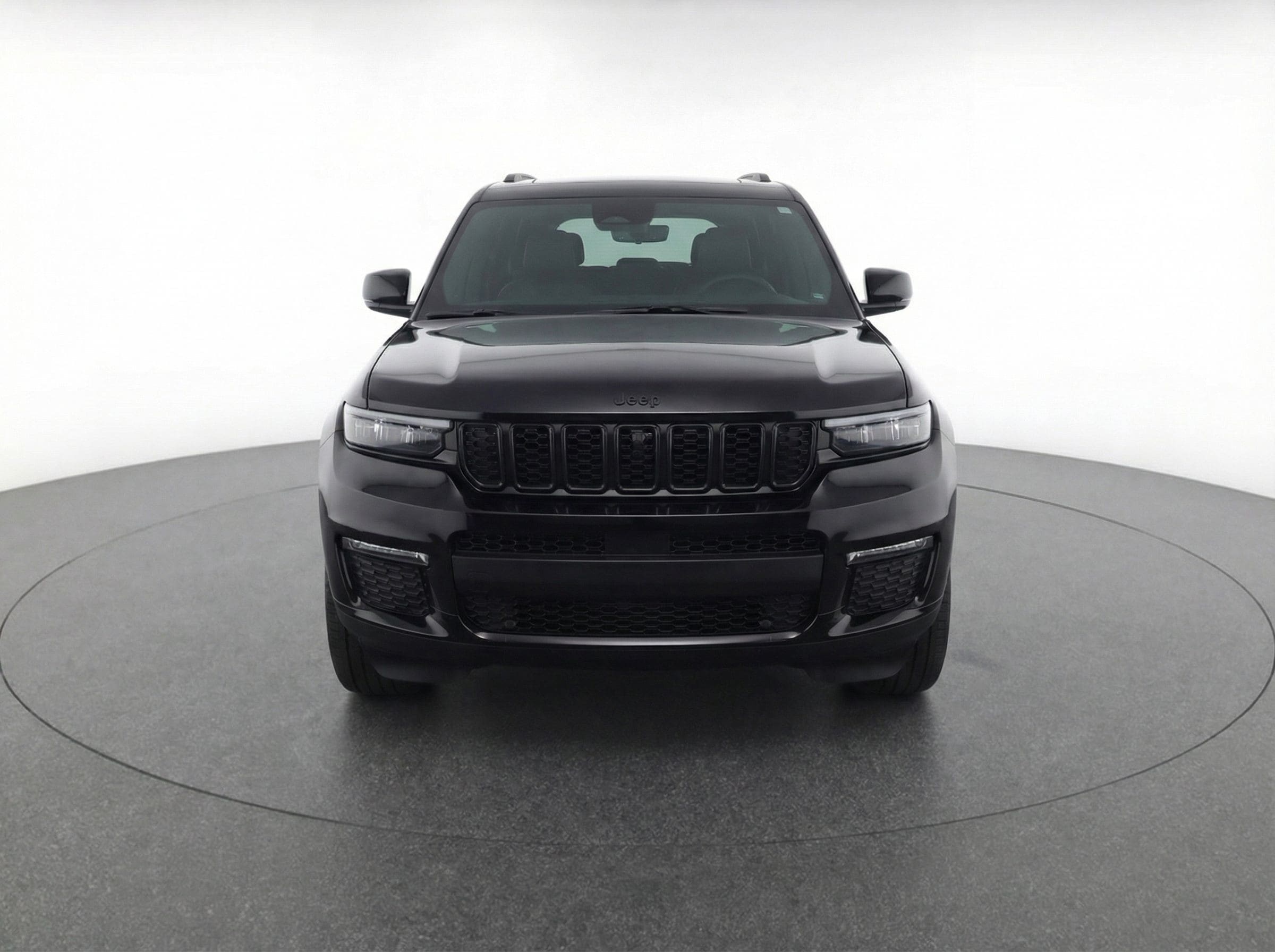 Thumbnail: 2023 Jeep Grand Cherokee L - 2